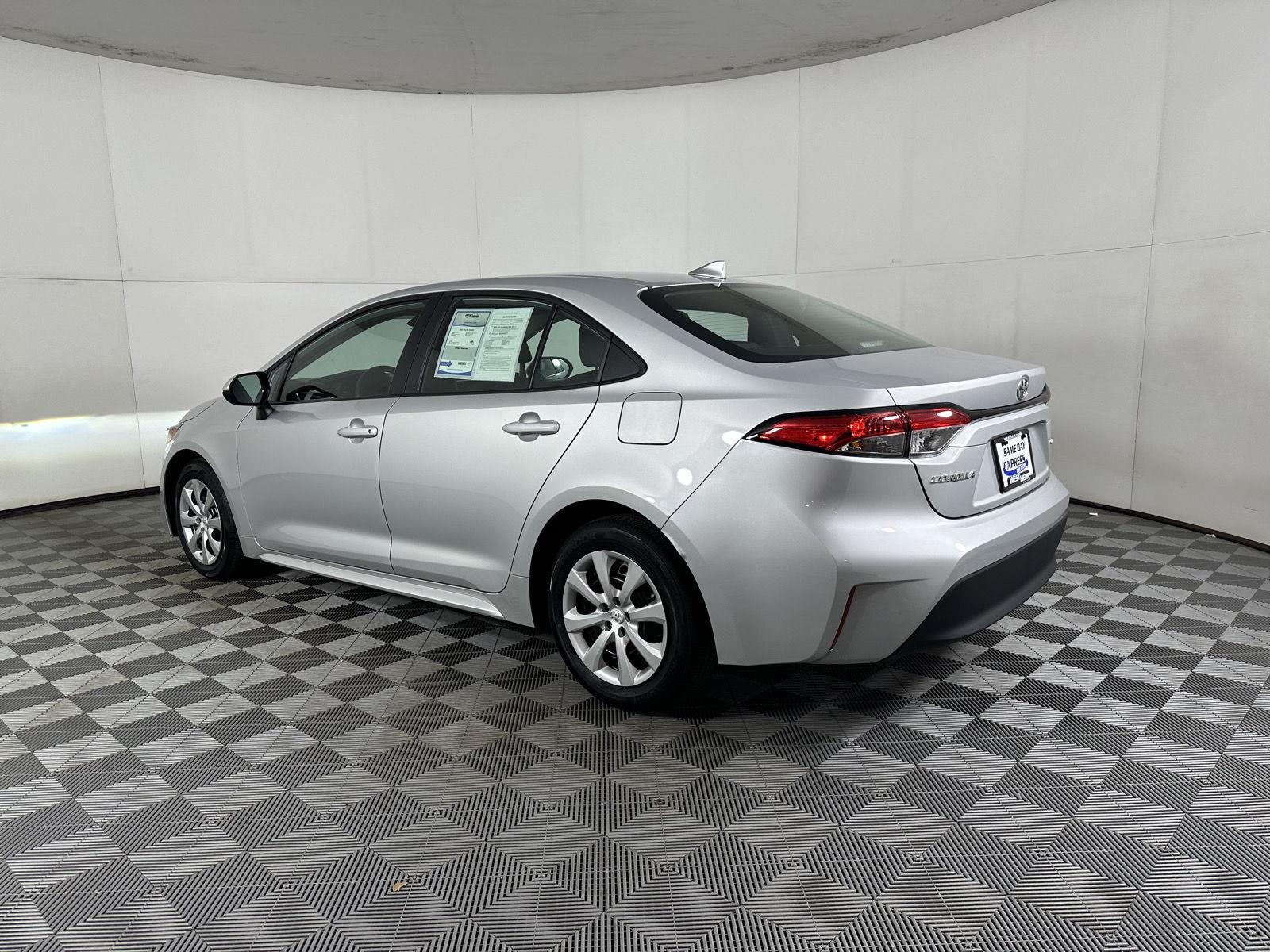 Certified Used 2024 Classic Silver Metallic Toyota  image 19