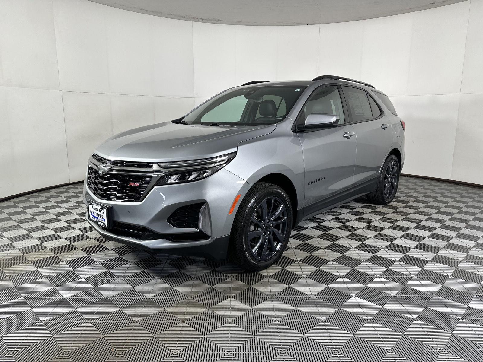 Used 2023 Sterling Gray Metallic Chevrolet RS image 4