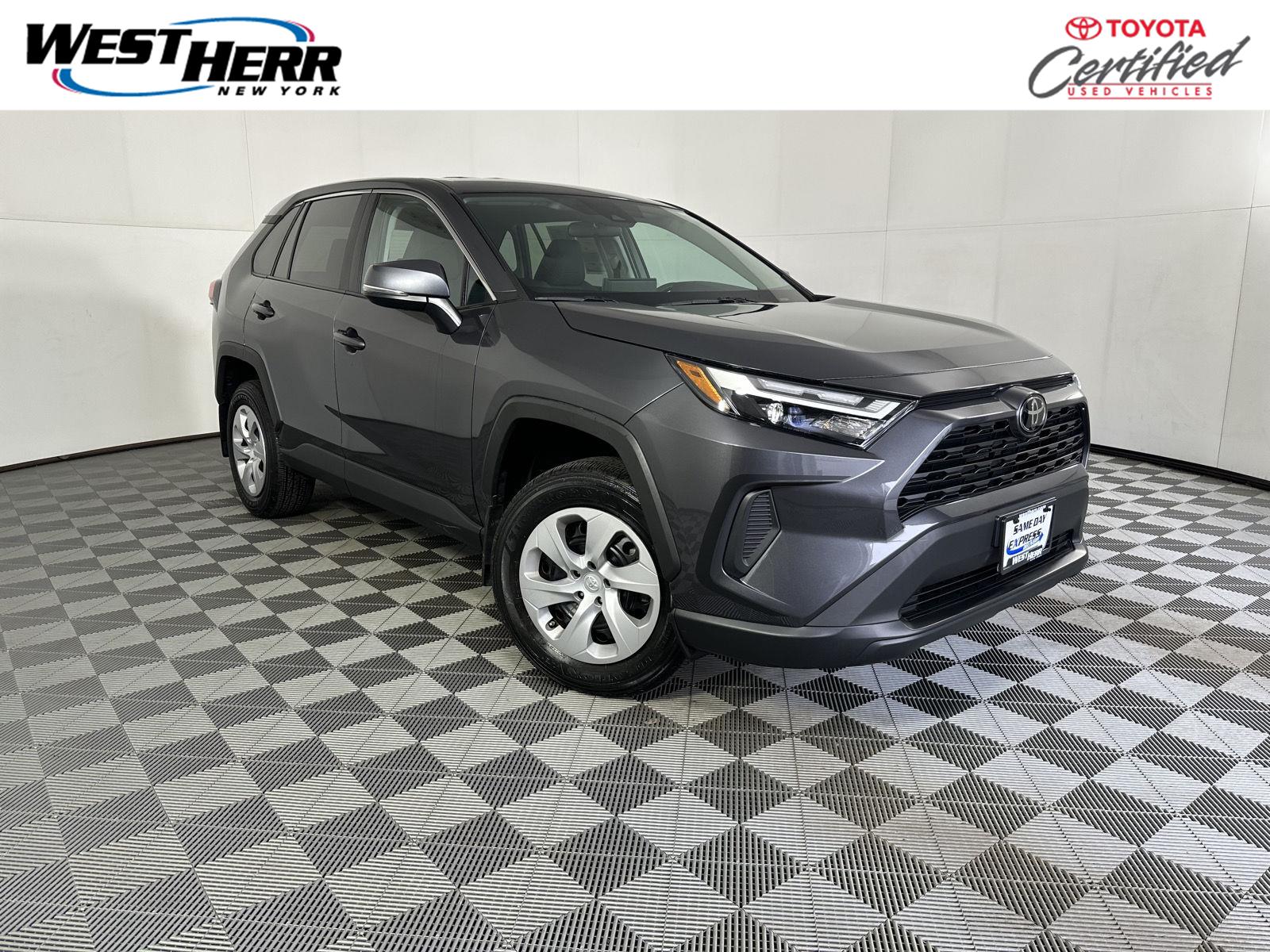 2024 Toyota RAV4 LE AWD