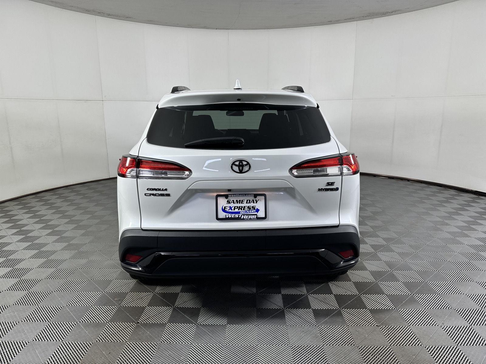 Certified Used 2024 Wind Chill Pearl Toyota Hybrid SE image 22