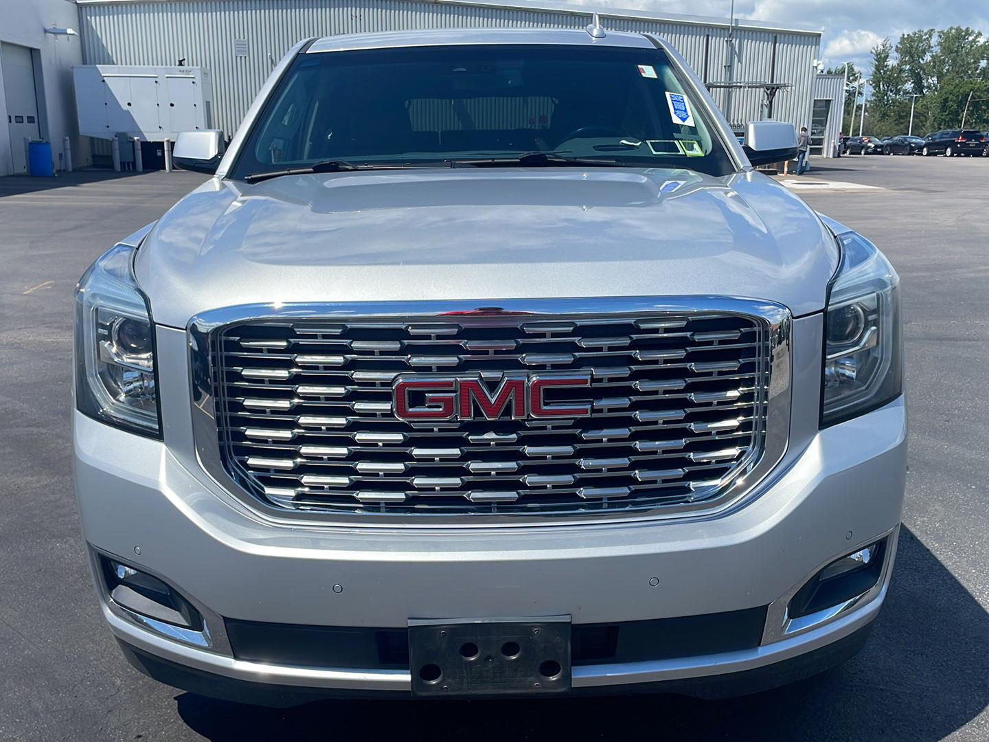 Used 2019 Quicksilver Metallic GMC Denali image 7