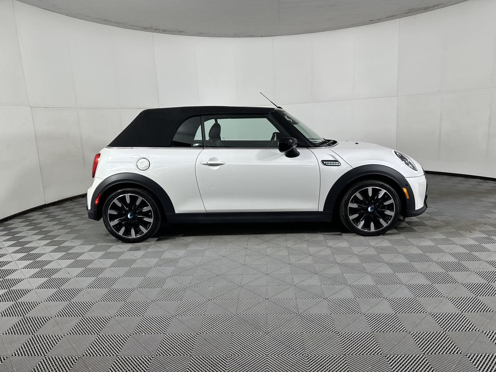 Used 2024 Nanuq White Metallic MINI Cooper S image 10