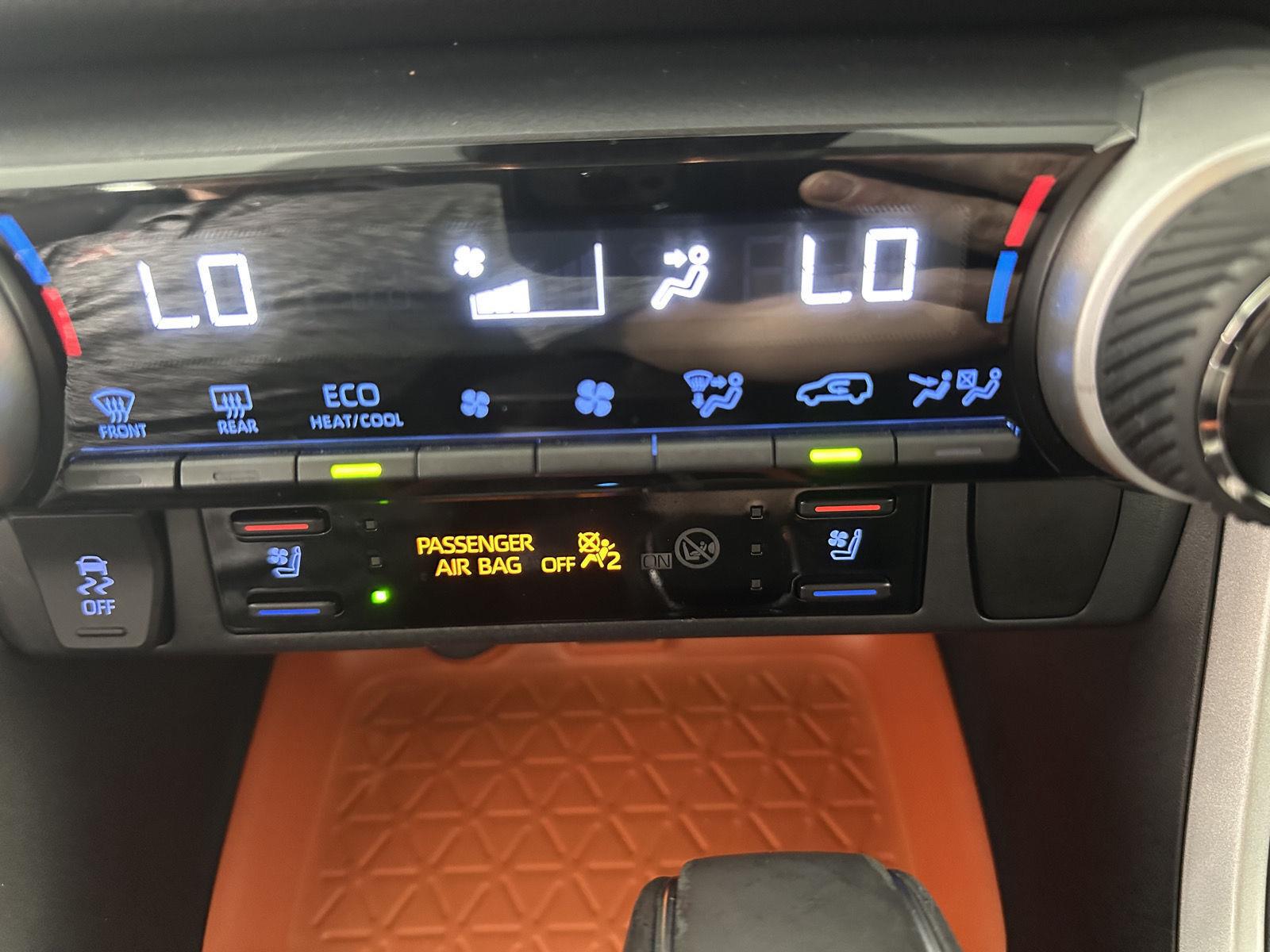 Used 2019 Midnight Black Metallic Toyota Adventure image 4