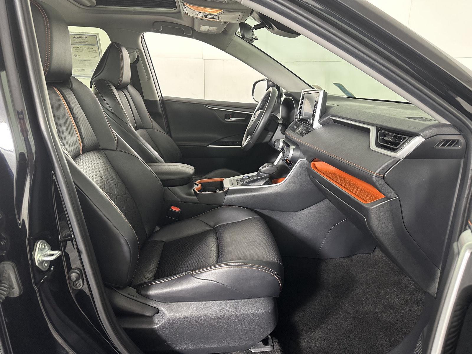 Used 2019 Midnight Black Metallic Toyota Adventure image 18