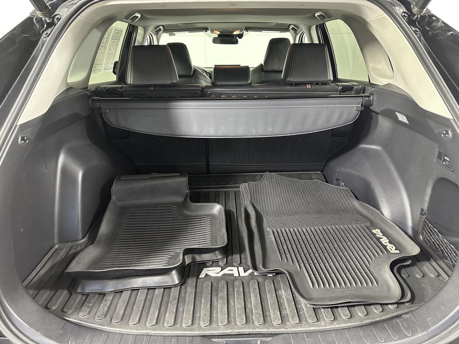 Used 2019 Midnight Black Metallic Toyota Adventure image 19