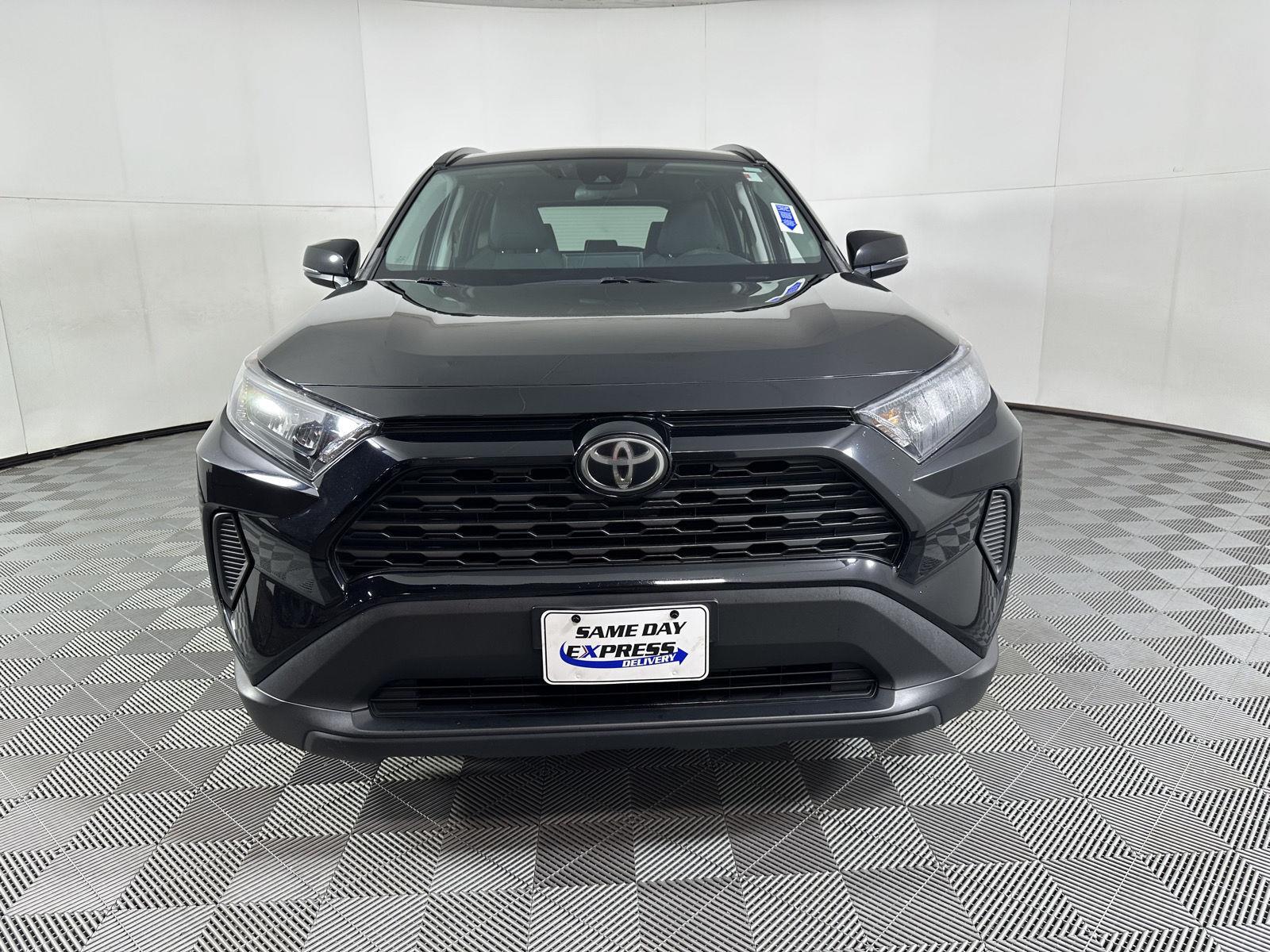 Used 2021 Midnight Black Metallic Toyota LE image 24