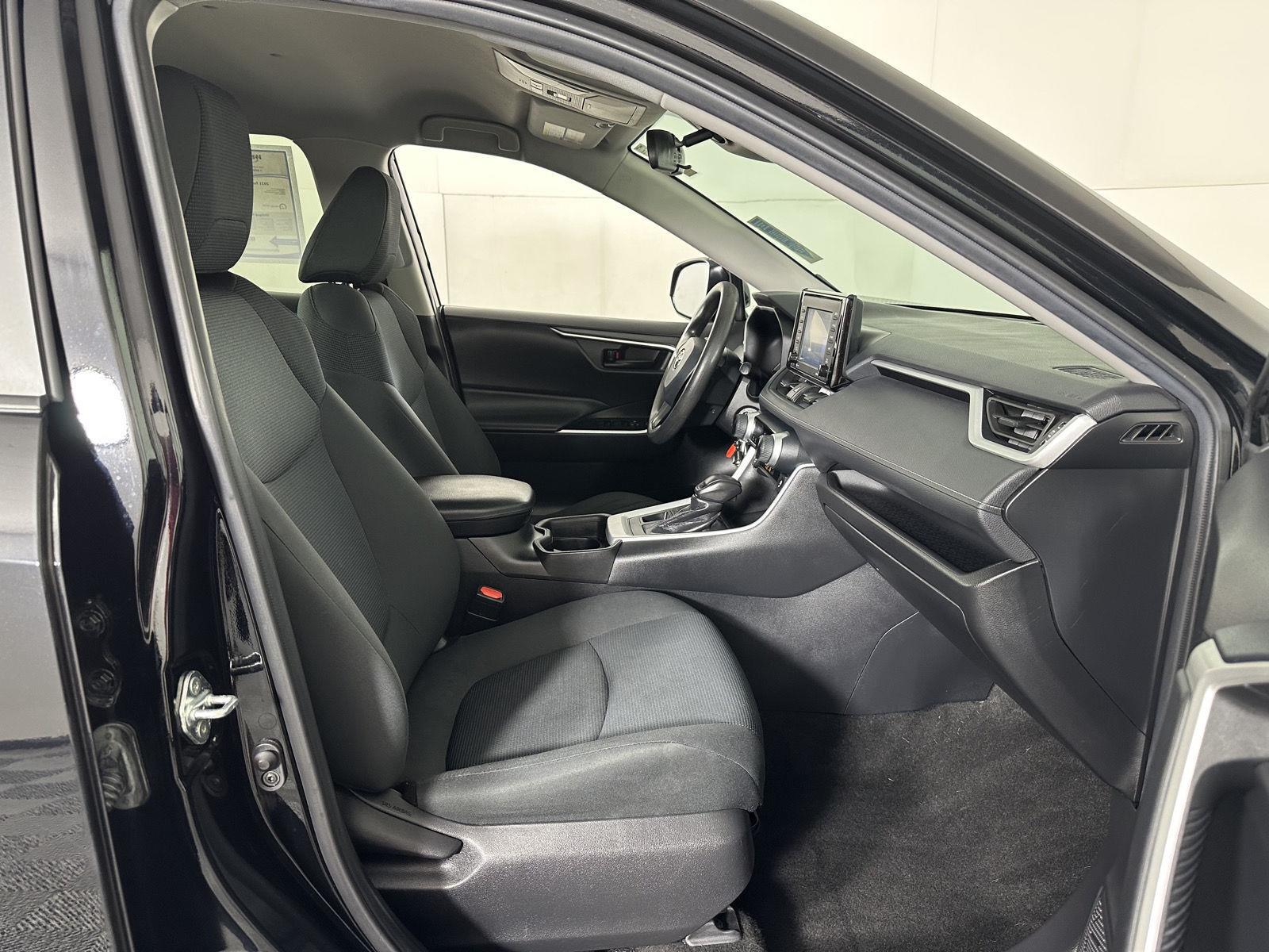 Used 2021 Midnight Black Metallic Toyota LE image 31