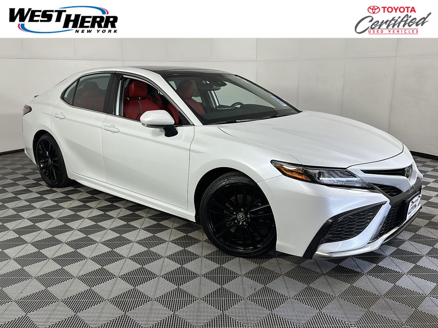 White (Wind Chill Pearl) 2023 Toyota Camry Sedan All-Wheel Drive Automatic