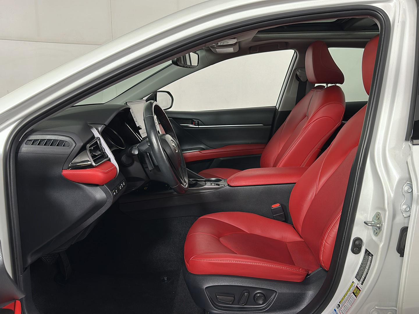 Certified Used 2023 Wind Chill Pearl Toyota XSE image 16