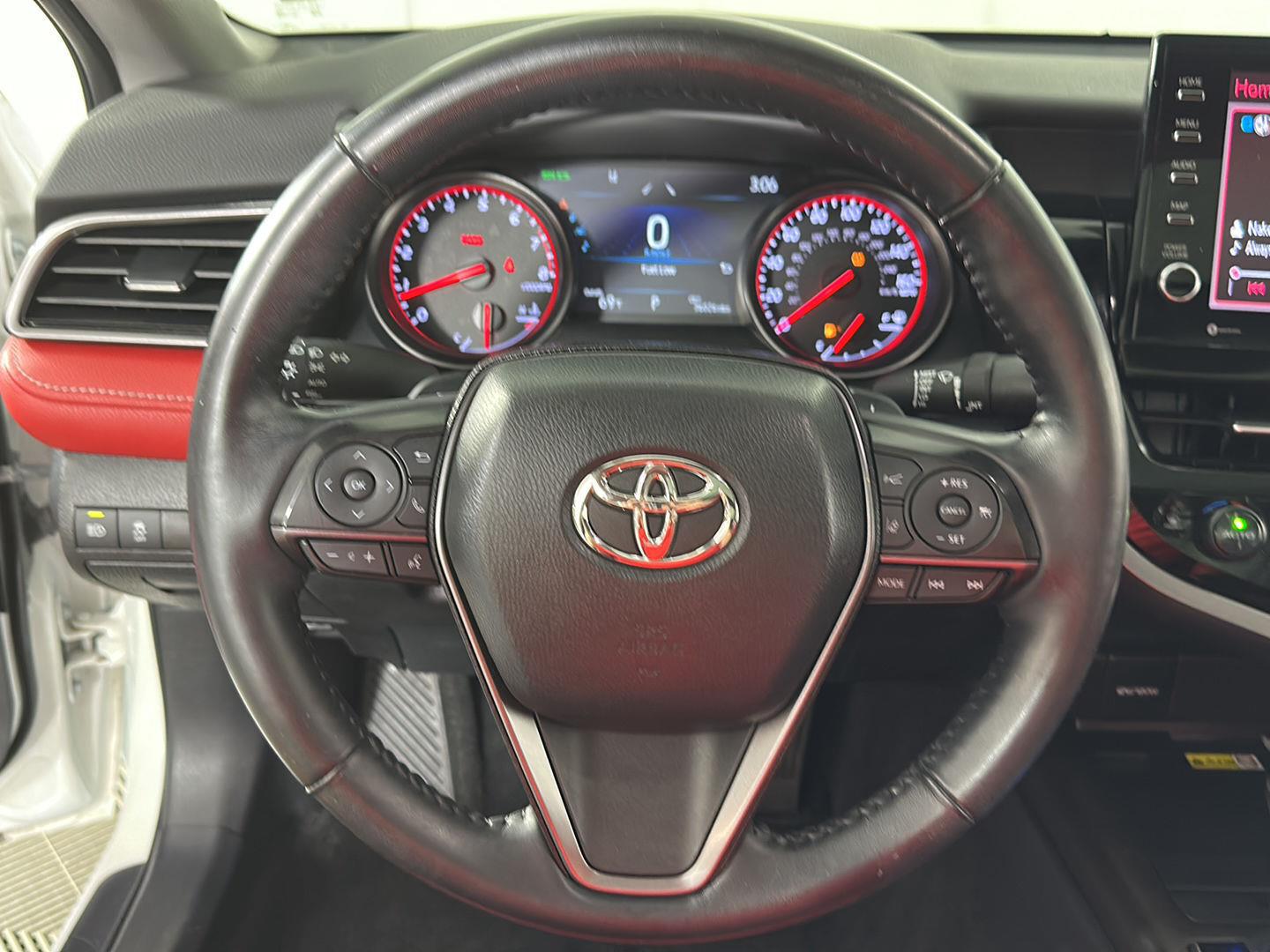 Certified Used 2023 Wind Chill Pearl Toyota XSE image 17