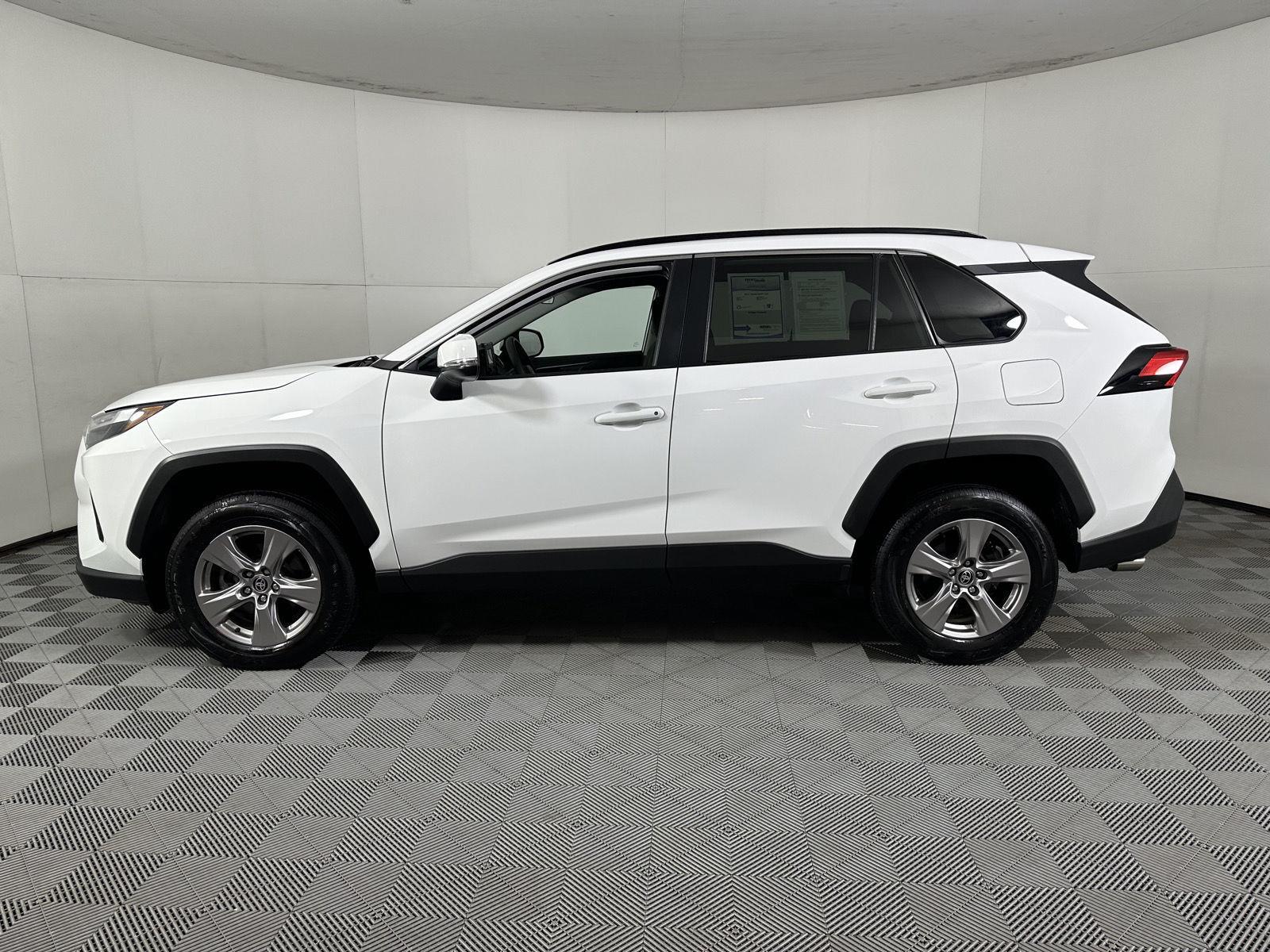 Certified Used 2022 White Toyota XLE image 9