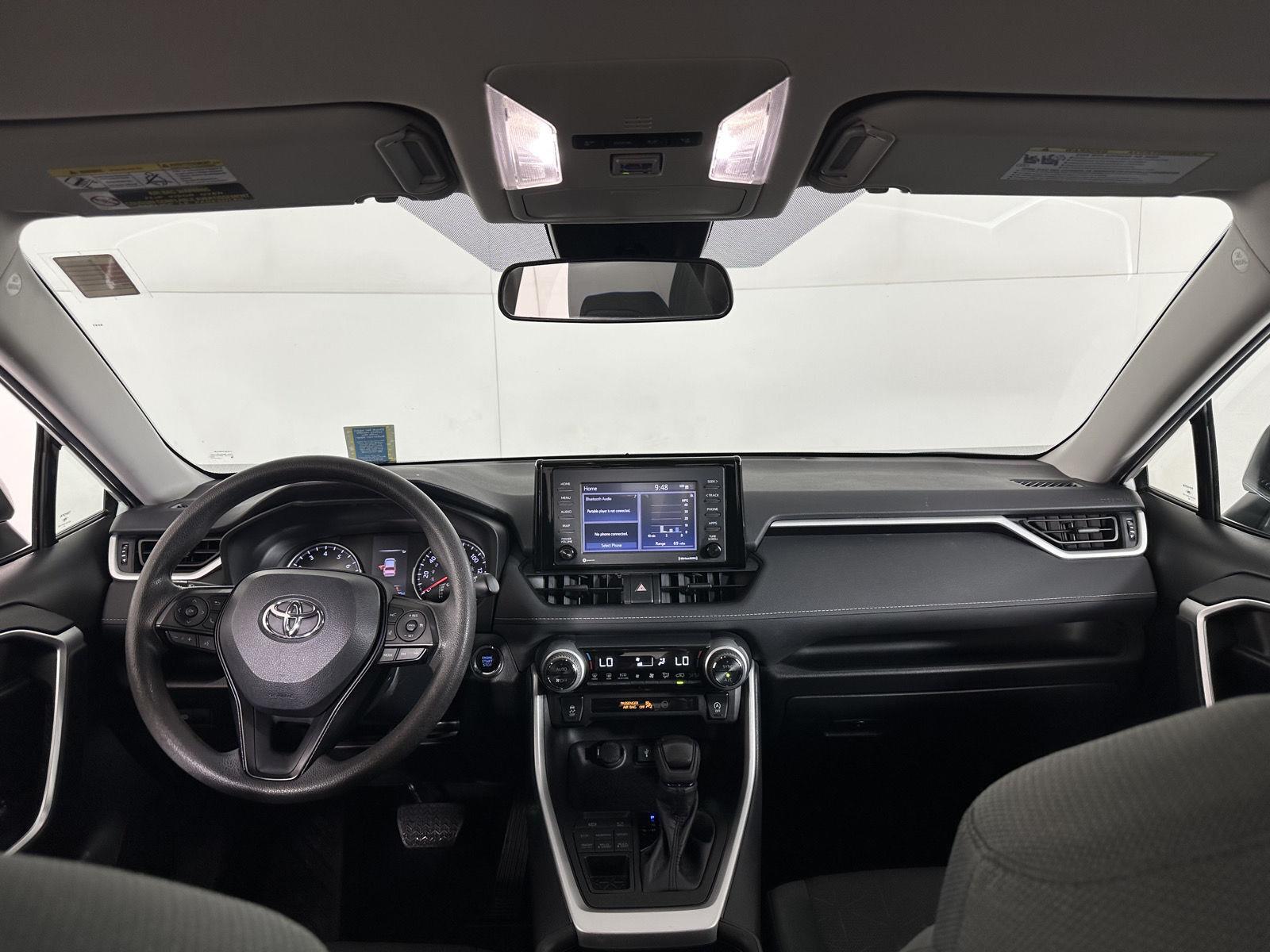 Certified Used 2022 White Toyota XLE image 19