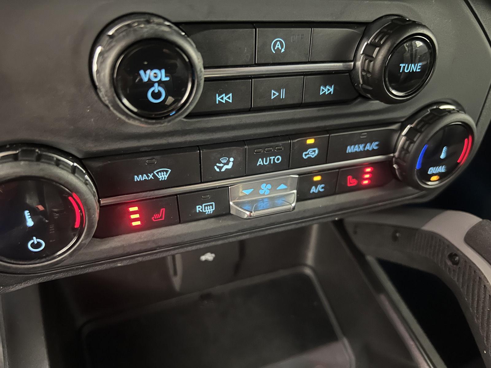 Used 2022 Cactus Gray Ford Big Bend image 28