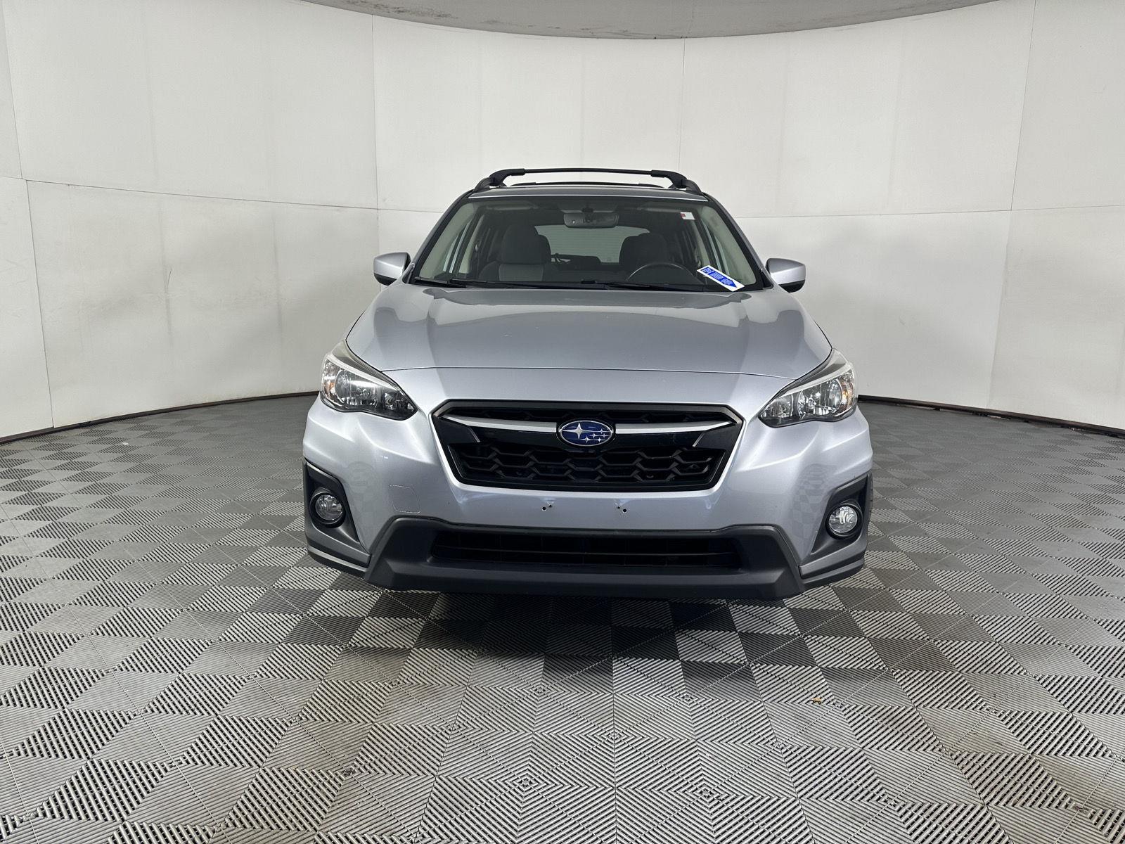 Used 2018 Ice Silver Metallic Subaru Premium image 2