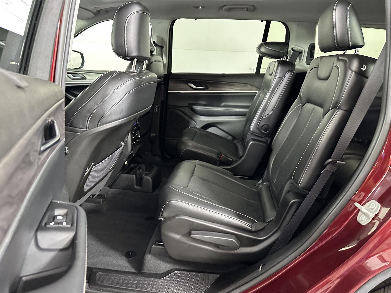 Used 2023 Velvet Red Pearlcoat Jeep Limited image 46
