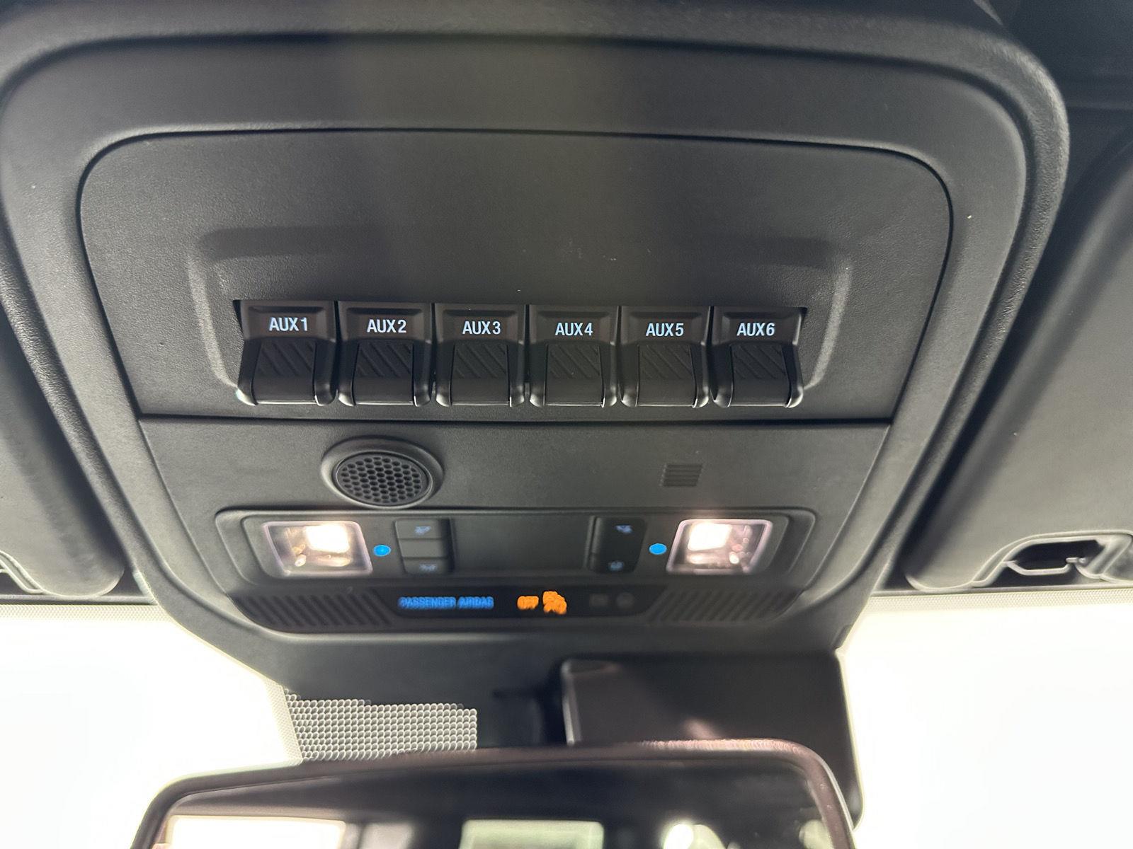Used 2024 Iconic Silver Ford Wildtrak image 28