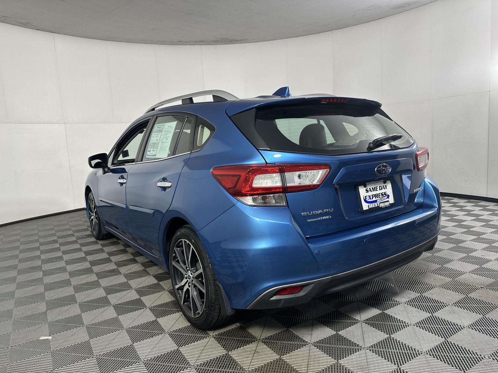 Used 2019 Island Blue Pearl Subaru Limited image 17
