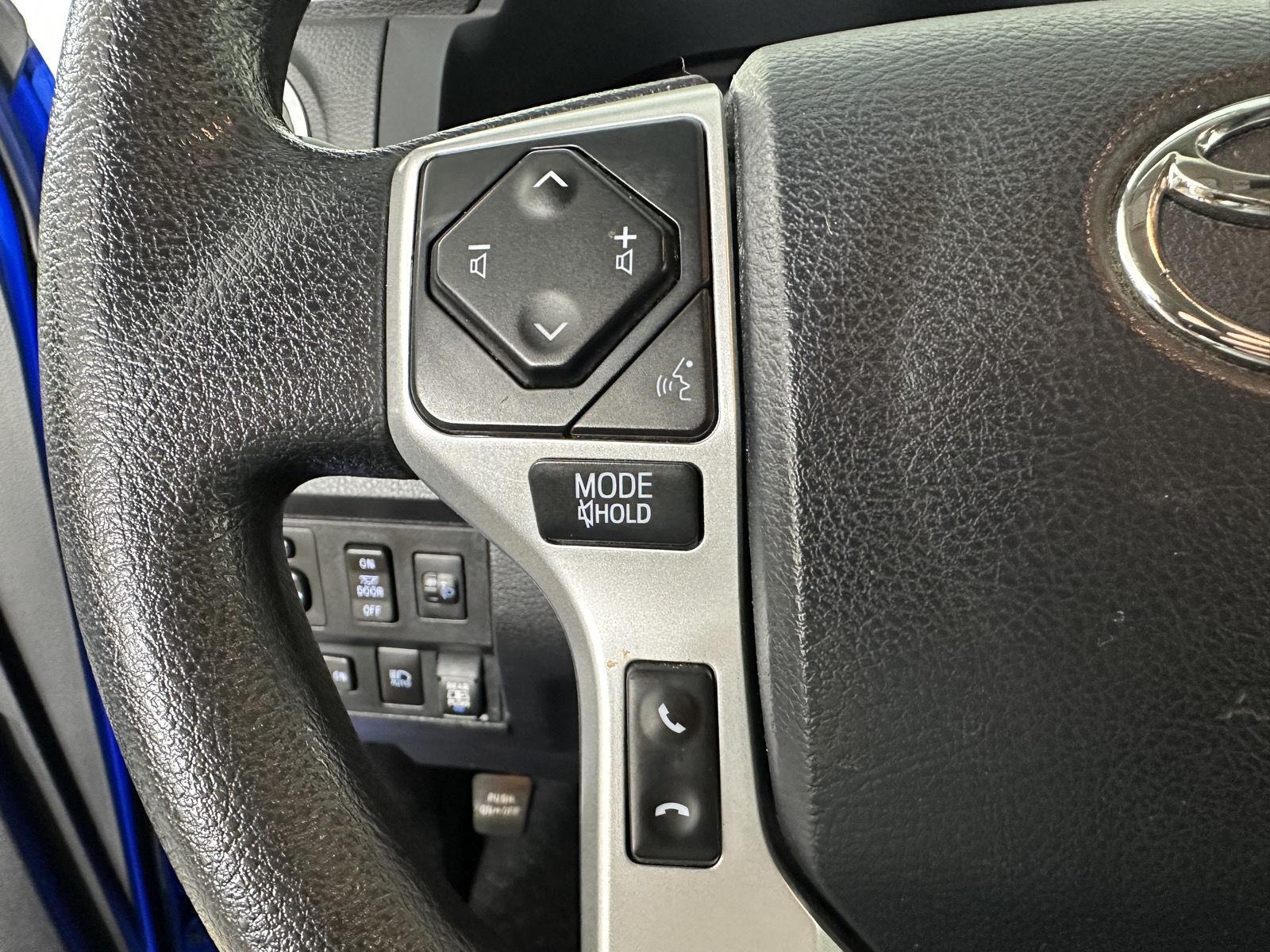 Used 2020 Voodoo Blue Toyota SR5 image 26