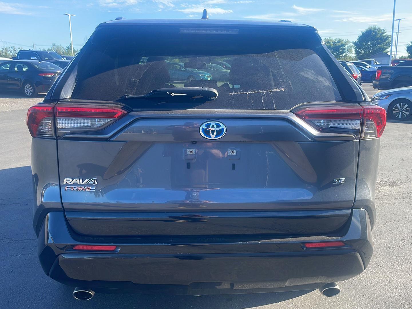Used 2022 Magnetic Gray Metallic Toyota SE image 11