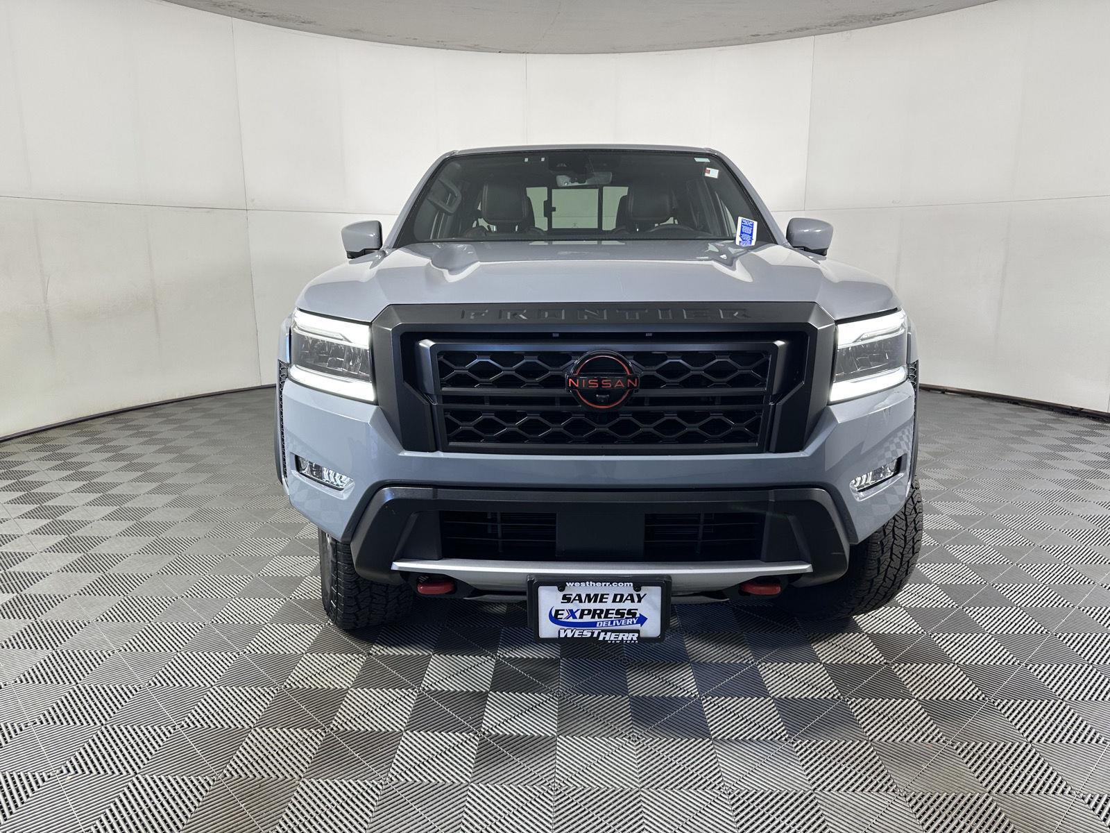 Used 2023 Boulder Gray Pearl Nissan PRO-4X image 14