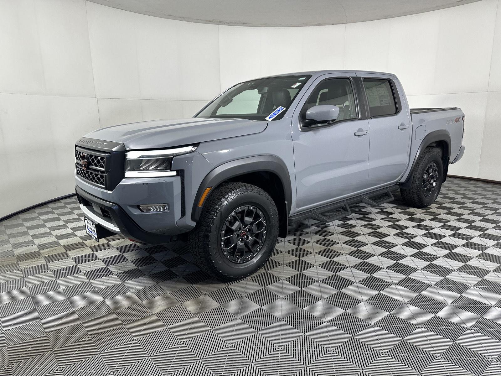 Used 2023 Boulder Gray Pearl Nissan PRO-4X image 16