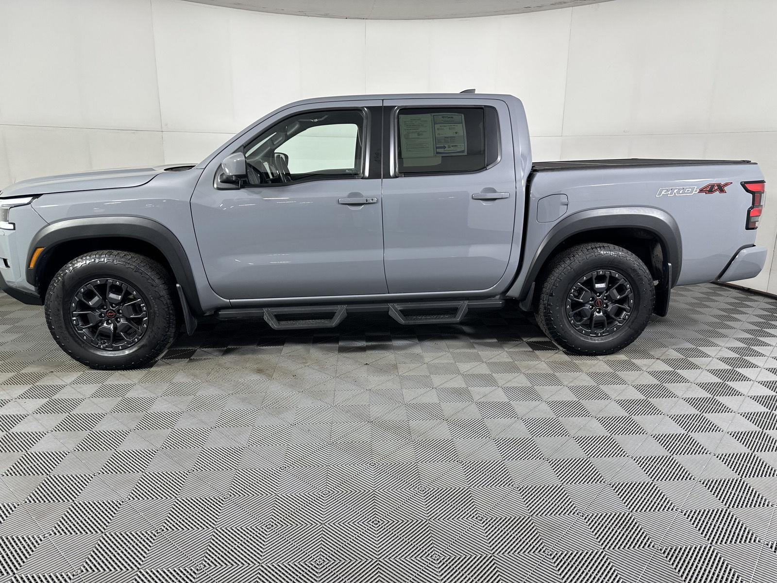 Used 2023 Boulder Gray Pearl Nissan PRO-4X image 17