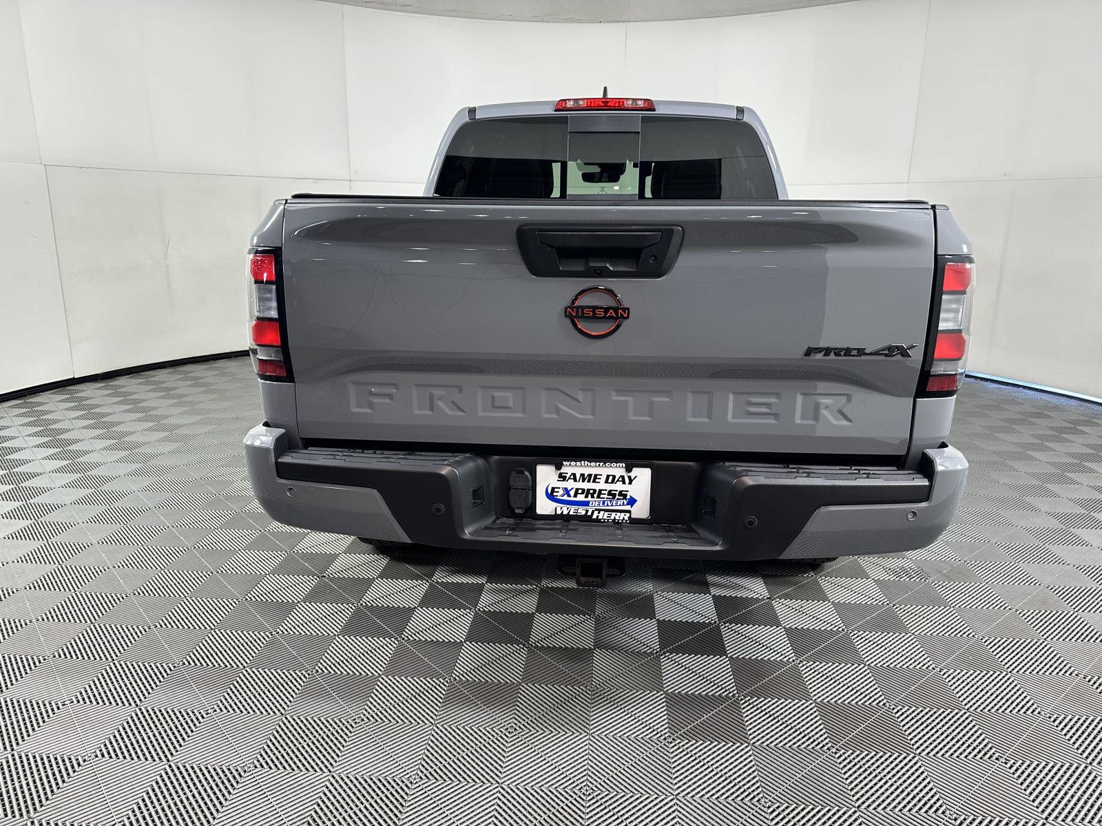 Used 2023 Boulder Gray Pearl Nissan PRO-4X image 19