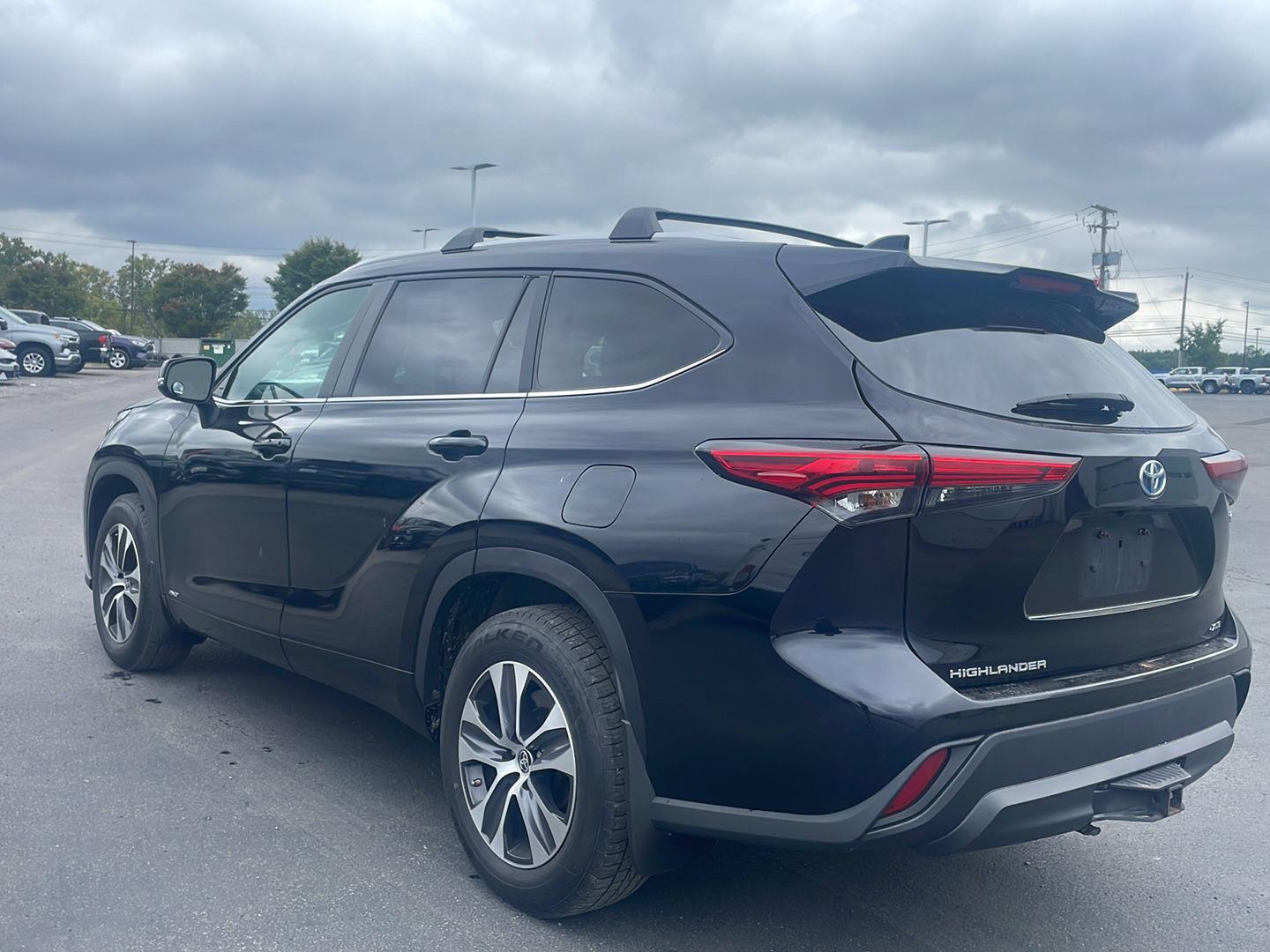 Certified Used 2023 Midnight Black Metallic Toyota XLE image 9