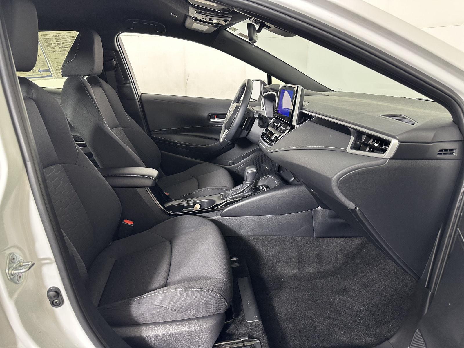 Certified Used 2024 Ice Cap Toyota SE image 5