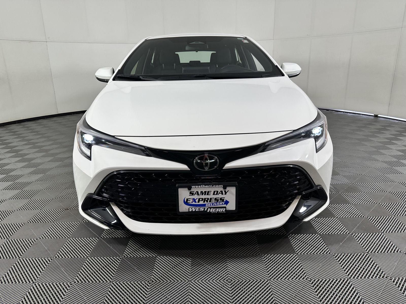 Certified Used 2024 Ice Cap Toyota SE image 15