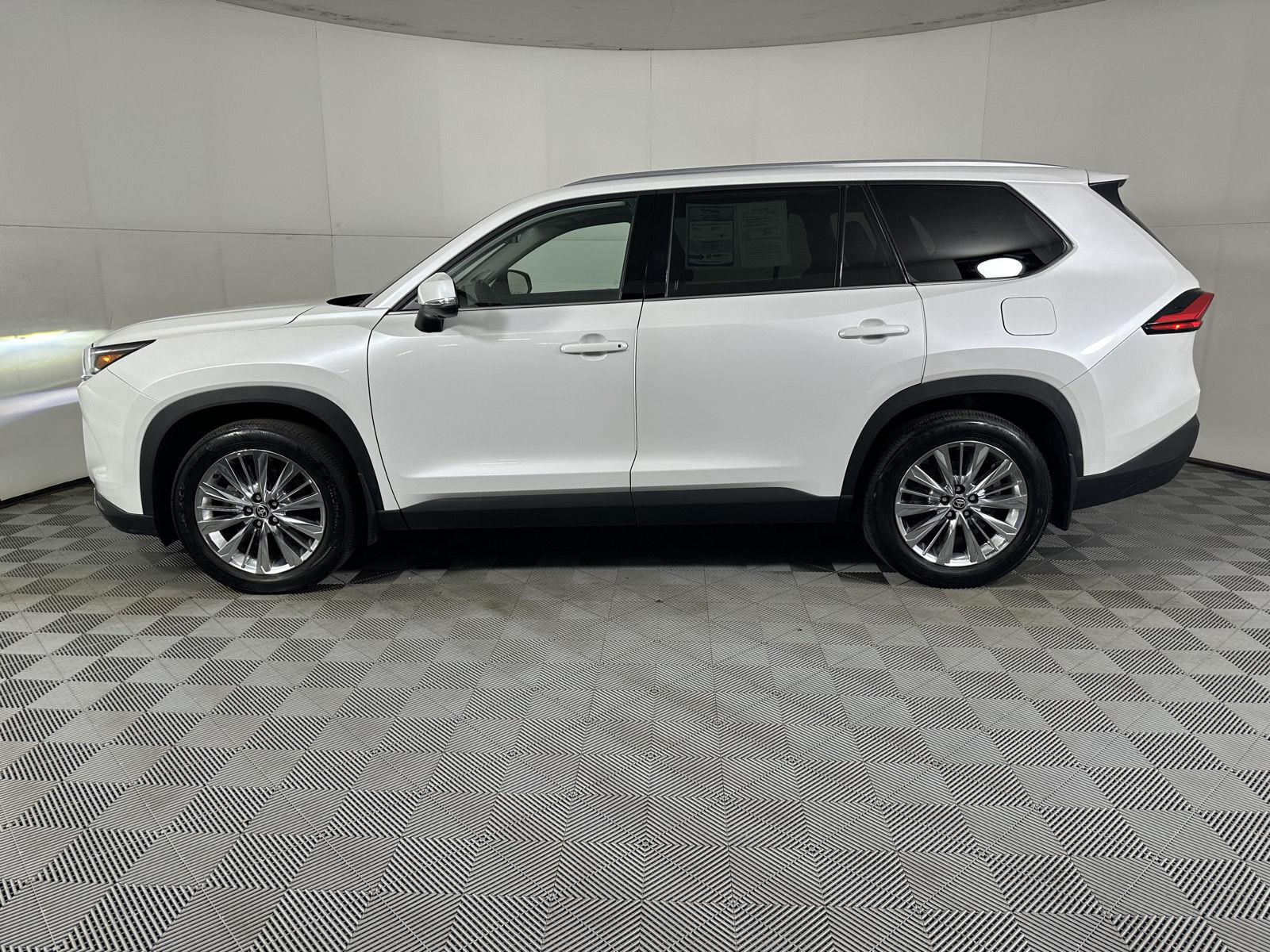 Certified Used 2024 Wind Chill Pearl Toyota Platinum image 7