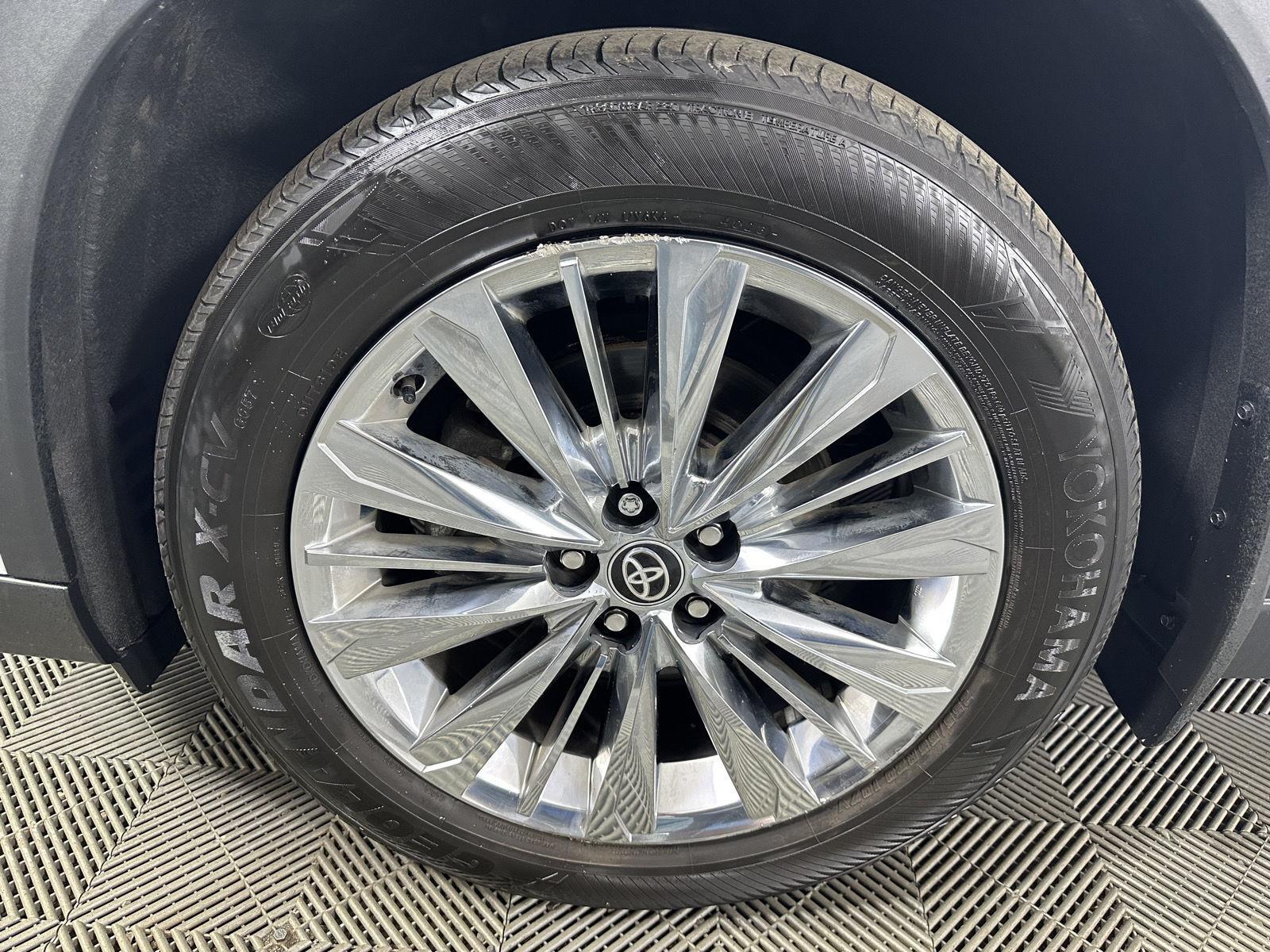 Certified Used 2024 Wind Chill Pearl Toyota Platinum image 12