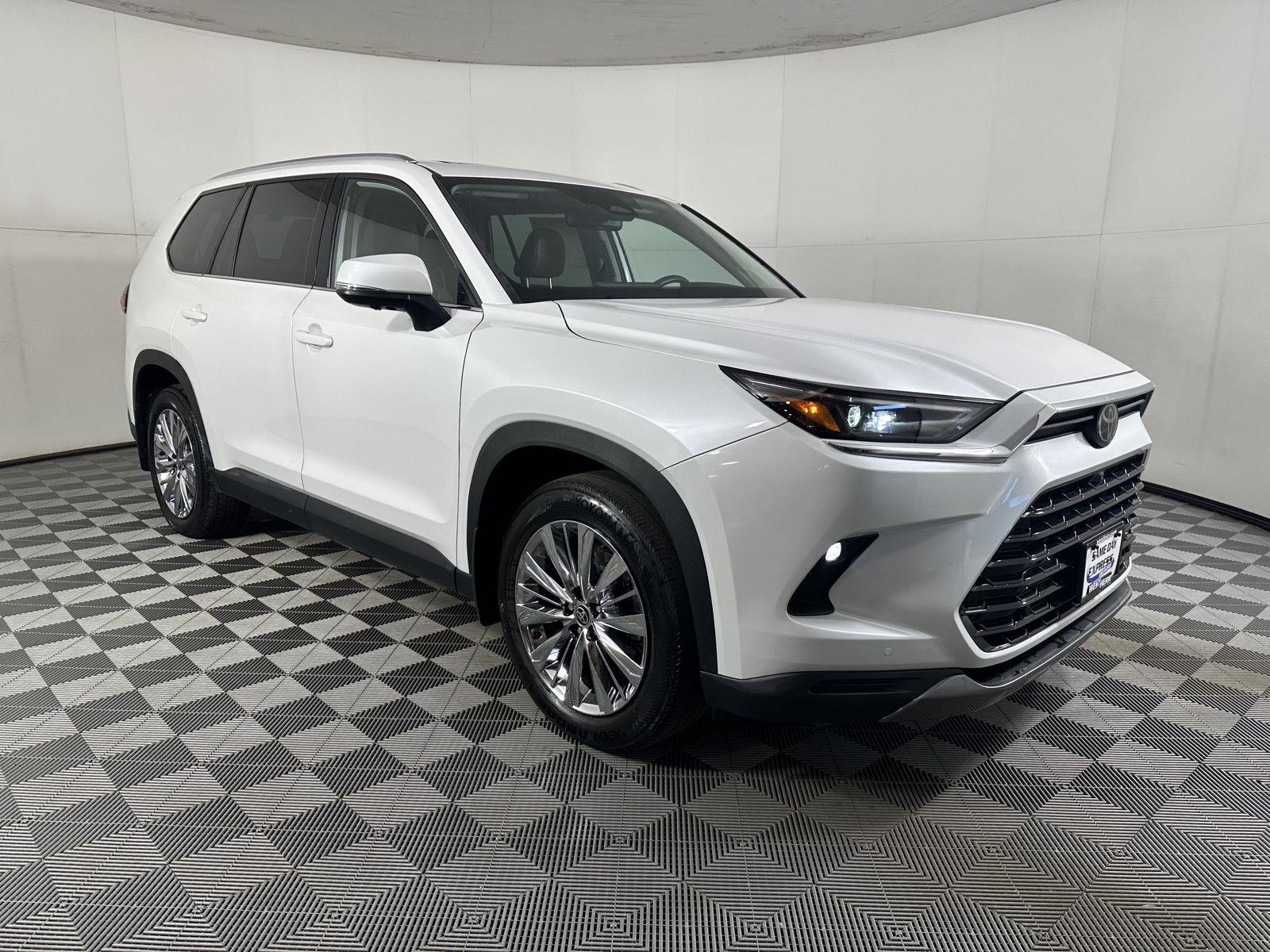 Certified Used 2024 Wind Chill Pearl Toyota Platinum image 13