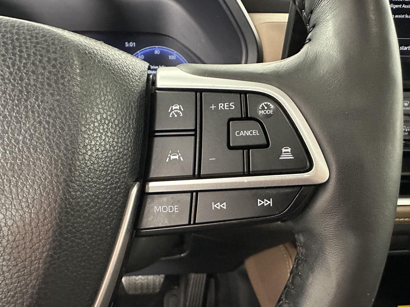 Certified Used 2024 Wind Chill Pearl Toyota Platinum image 25