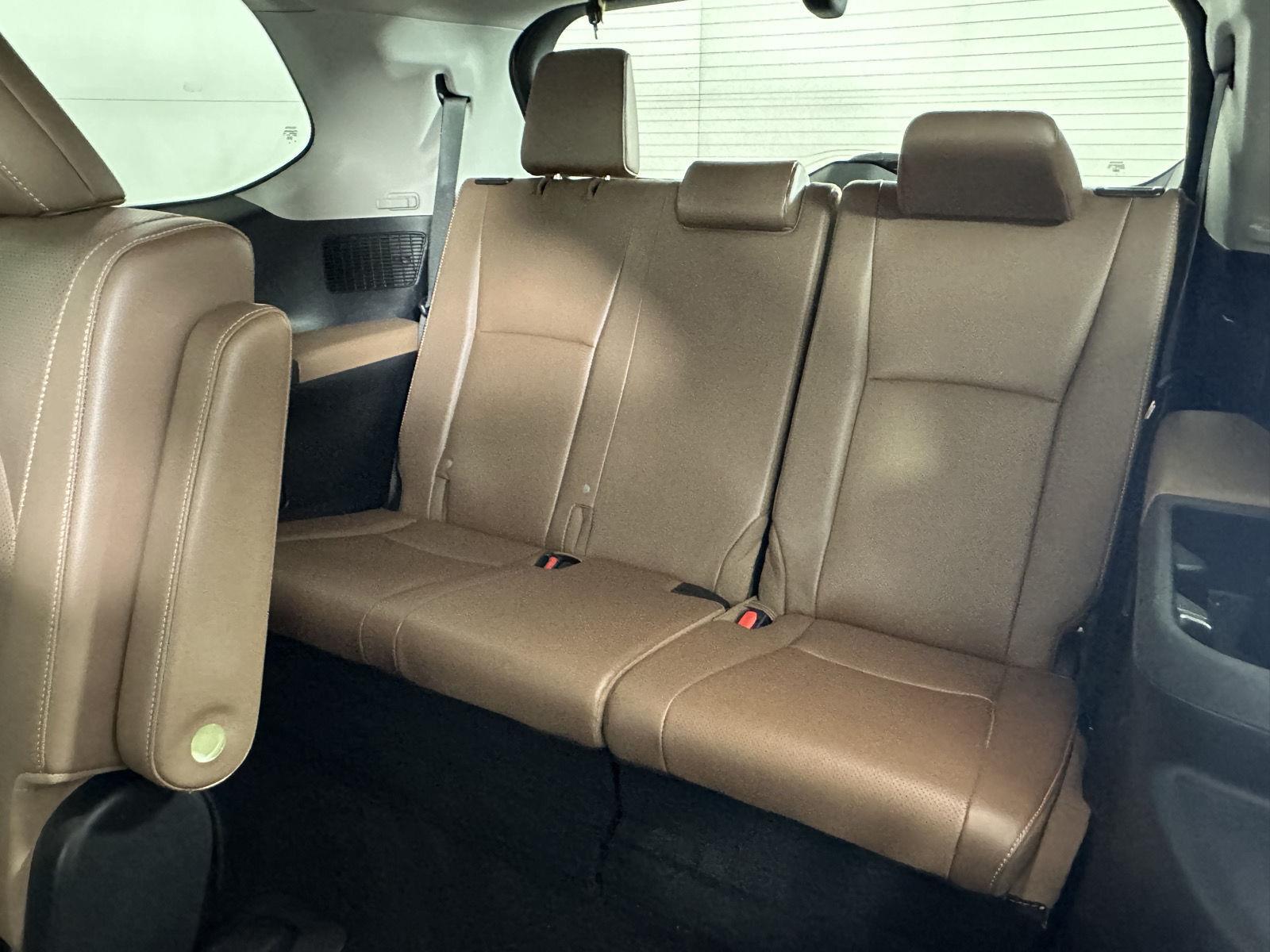 Certified Used 2024 Wind Chill Pearl Toyota Platinum image 30
