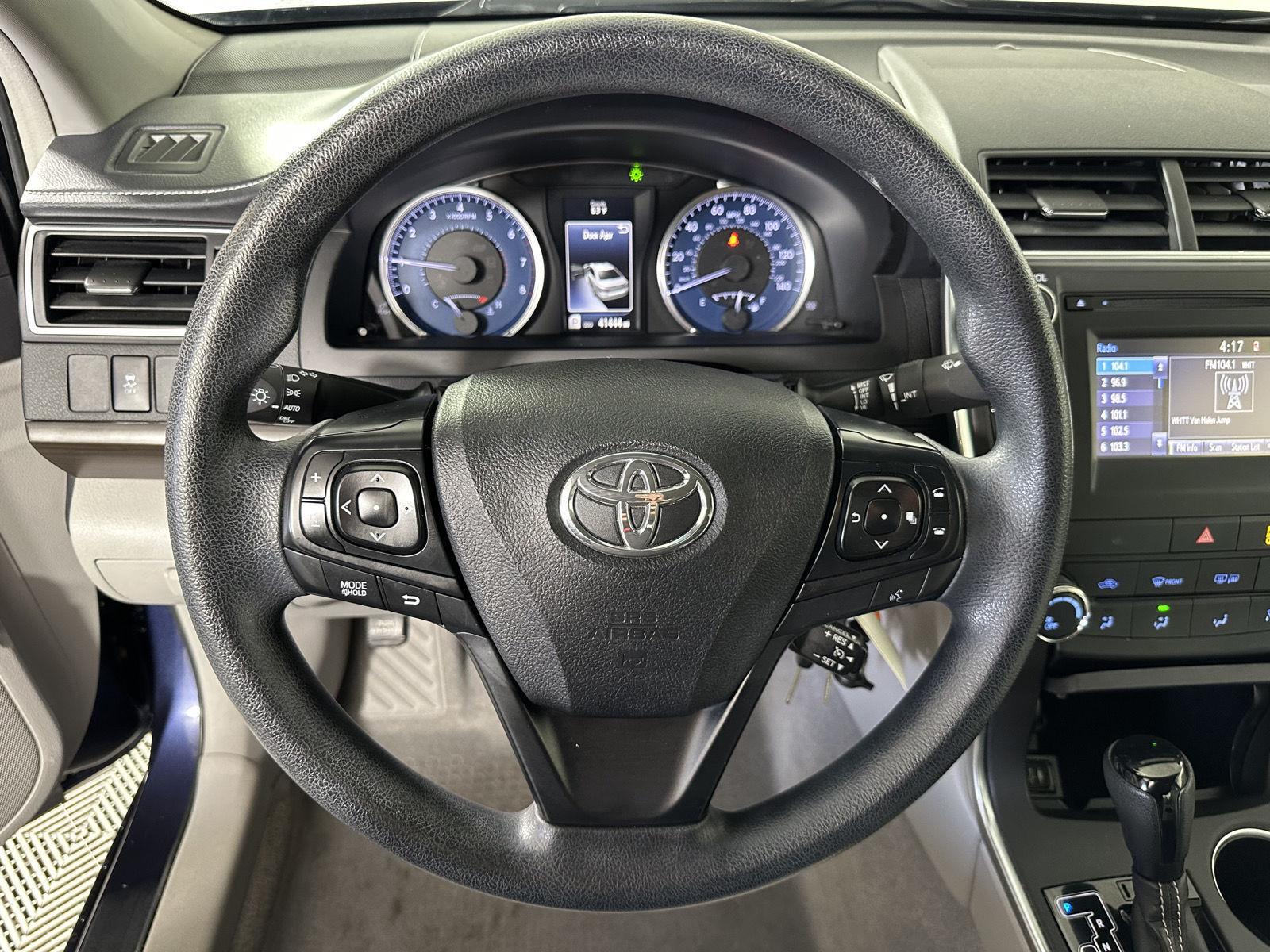 Used 2017 Parisian Night Pearl Toyota SE image 14