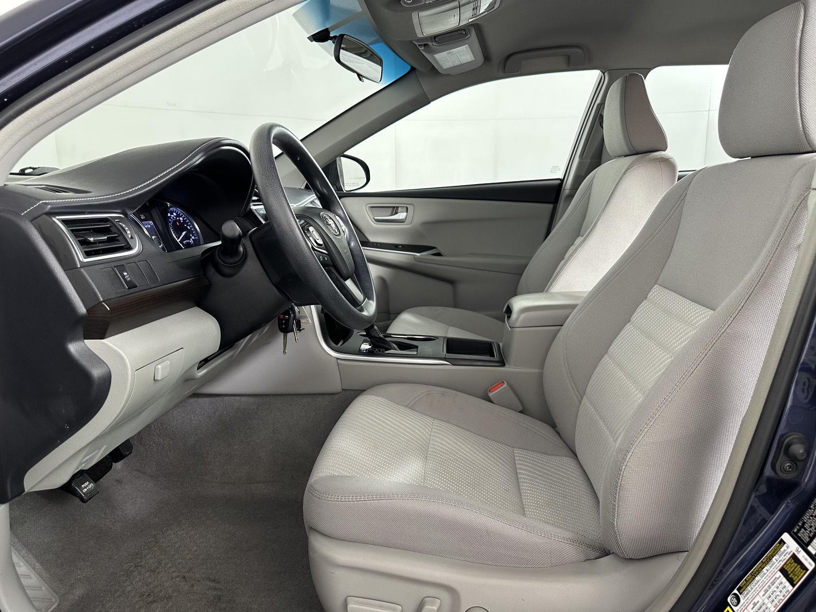 Used 2017 Parisian Night Pearl Toyota SE image 28
