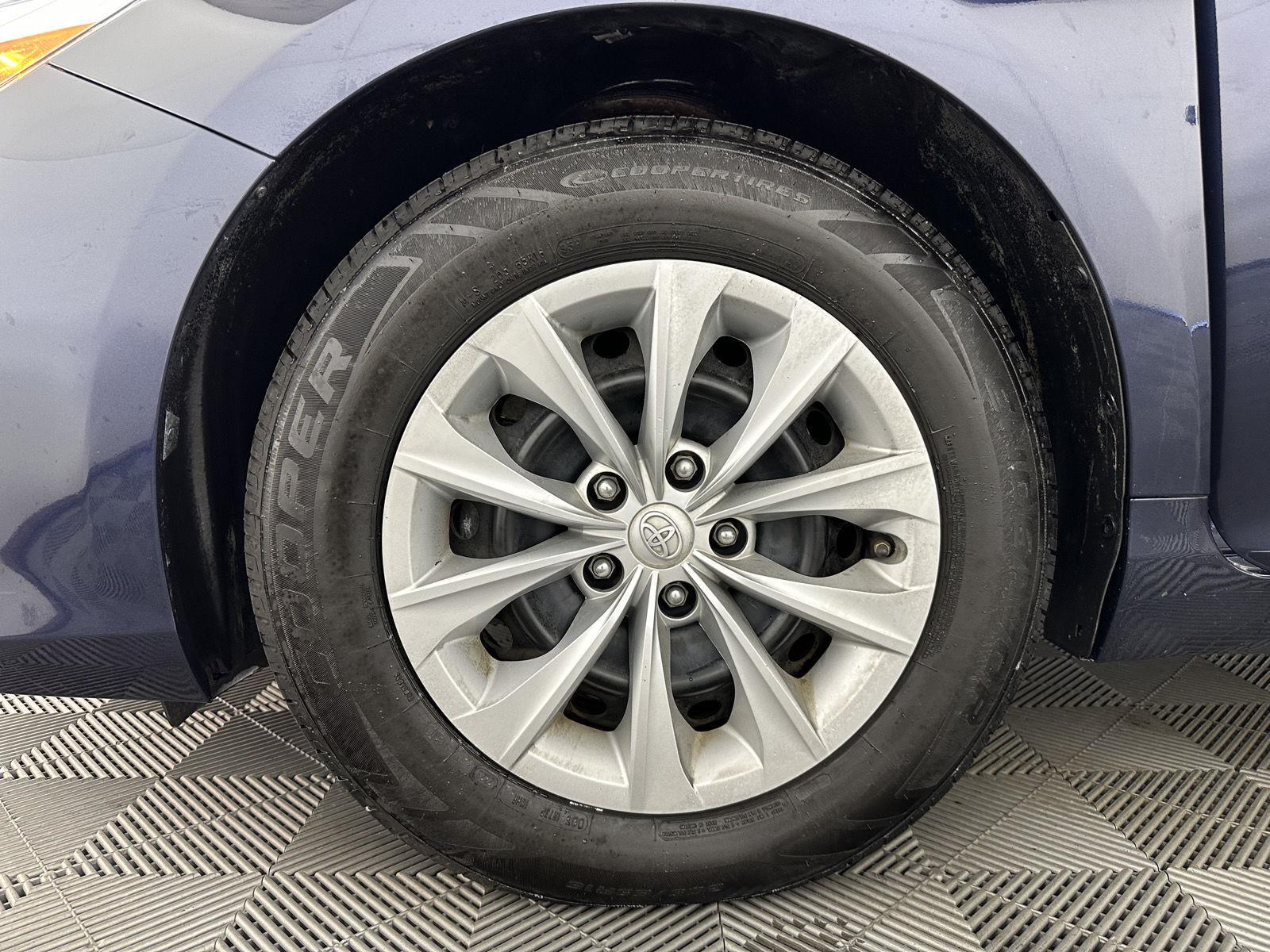 Used 2017 Parisian Night Pearl Toyota SE image 29