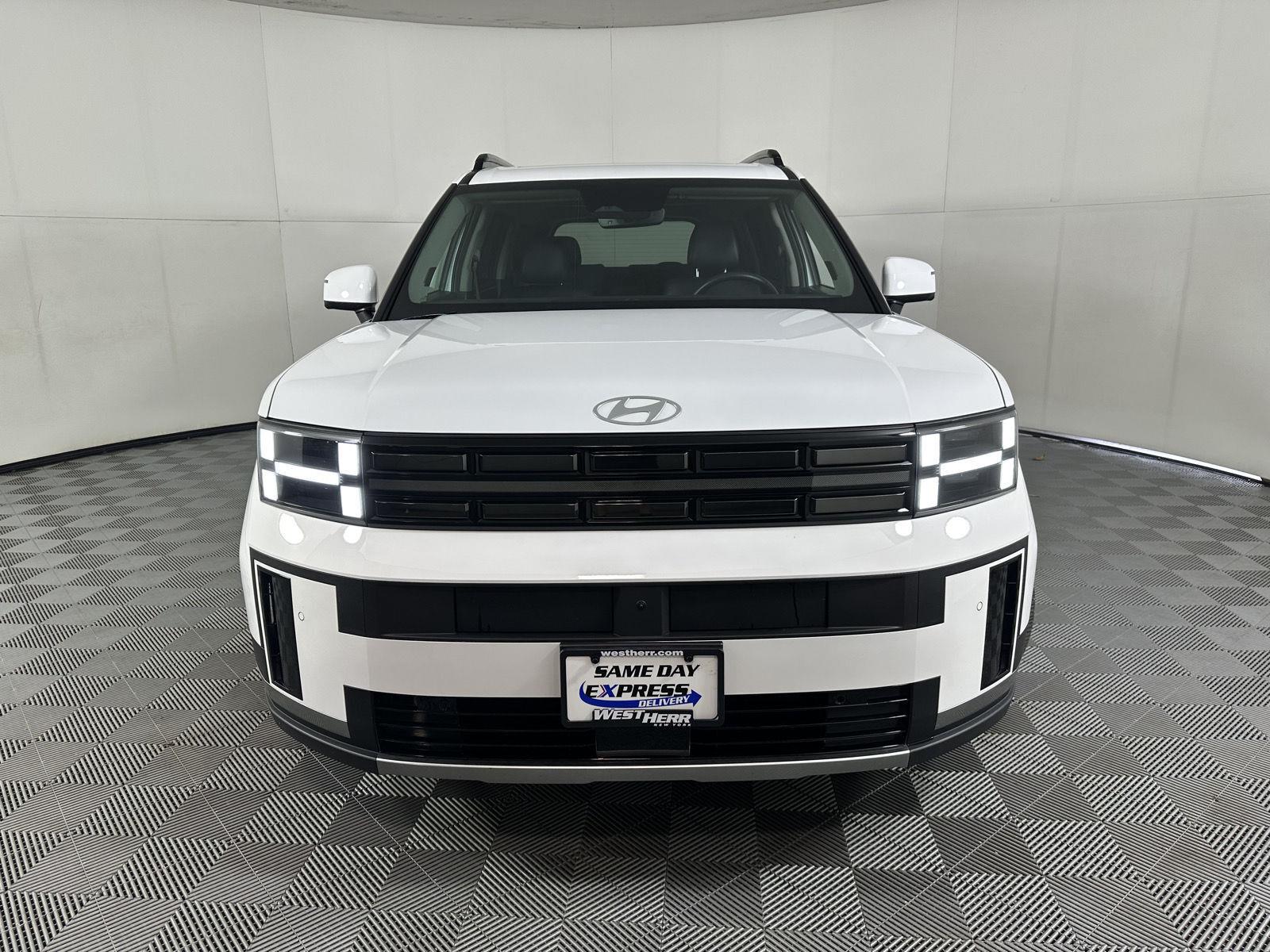 Used 2024 Serenity White Hyundai Limited image 11