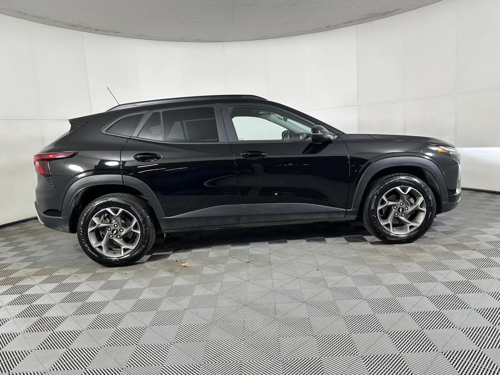 Used 2024 Mosaic Black Metallic Chevrolet LT image 12