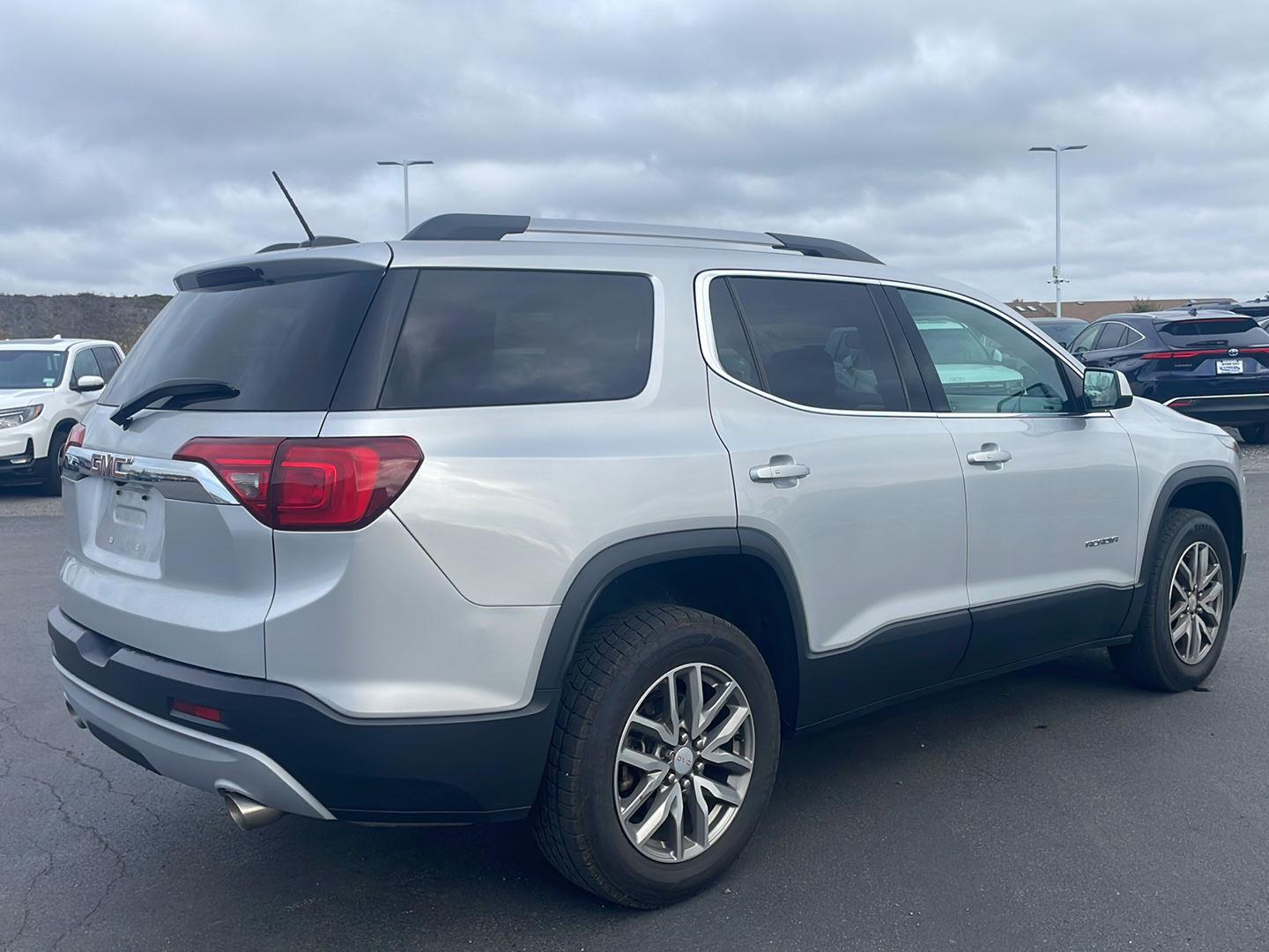 Used 2019 Quicksilver Metallic GMC SLE image 10