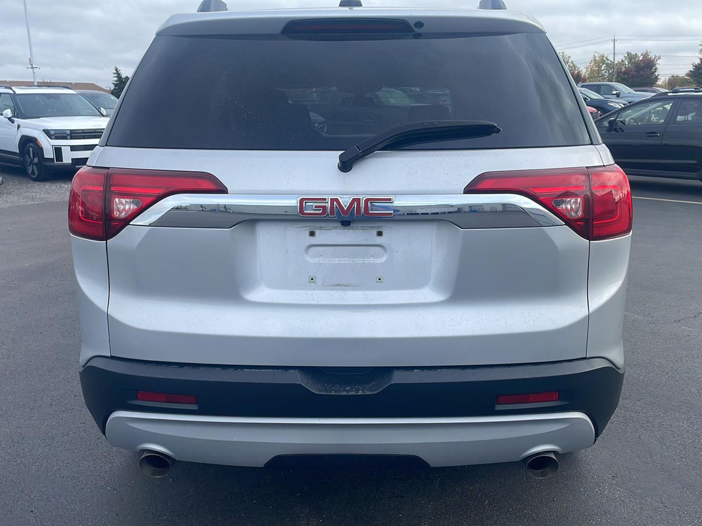 Used 2019 Quicksilver Metallic GMC SLE image 11