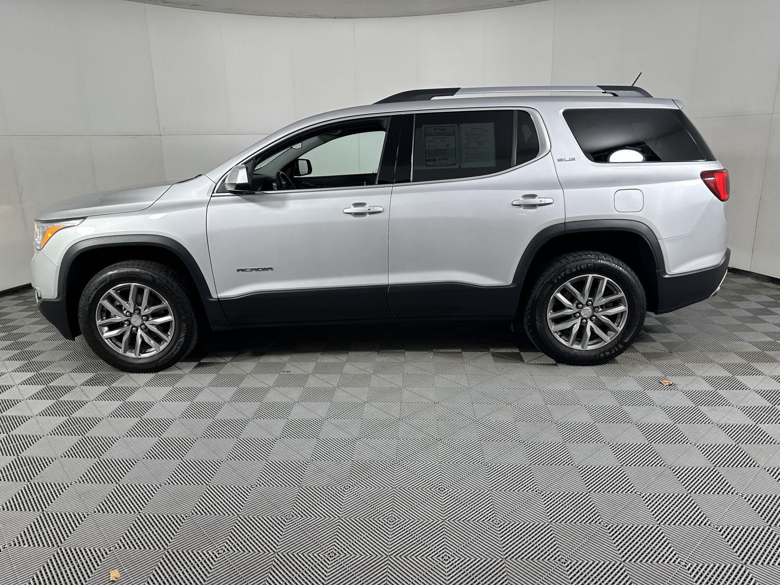 Used 2019 Quicksilver Metallic GMC SLE image 21