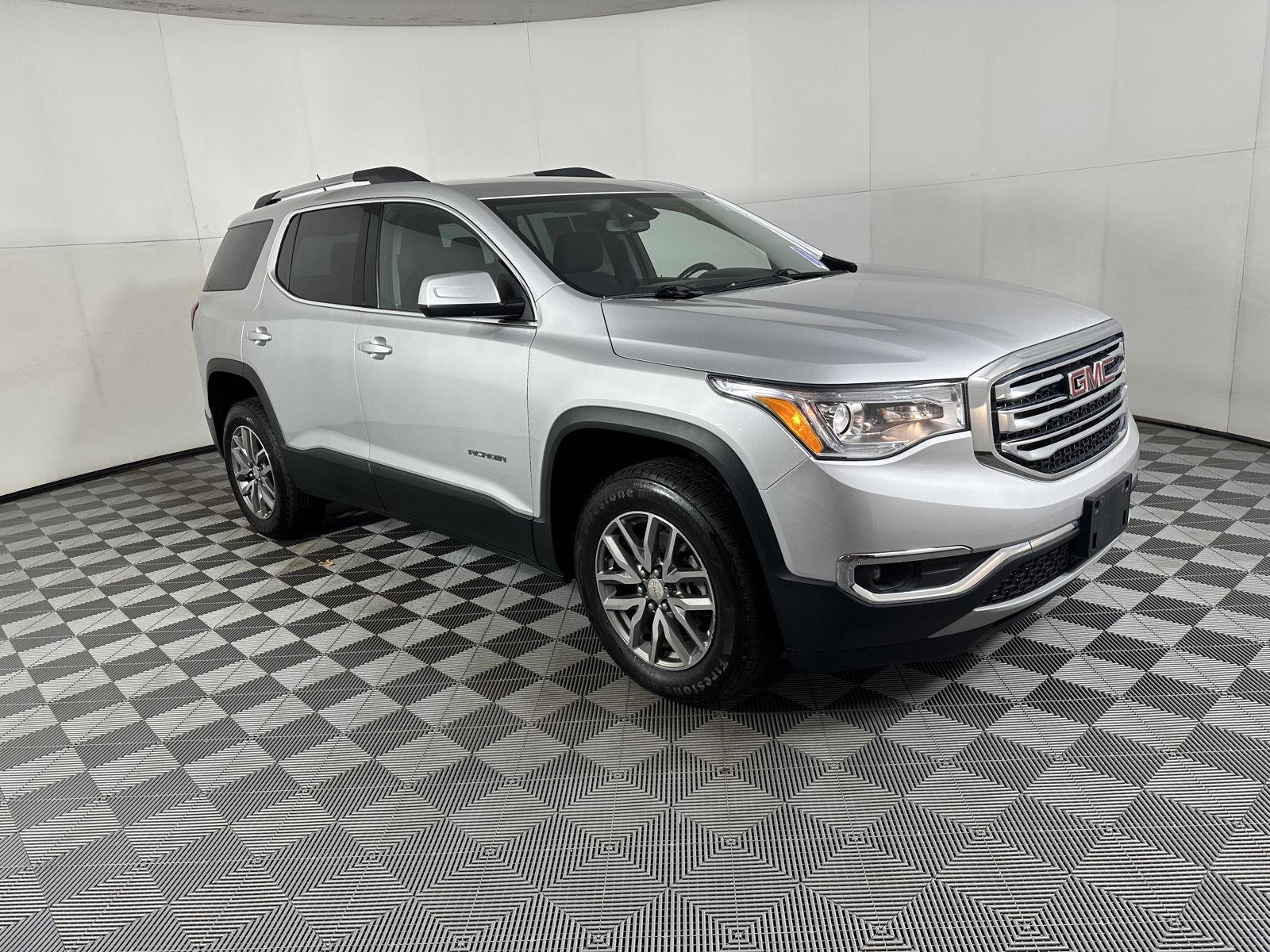 Used 2019 Quicksilver Metallic GMC SLE image 25