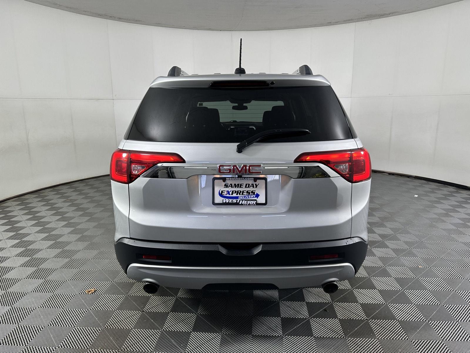Used 2019 Quicksilver Metallic GMC SLE image 28