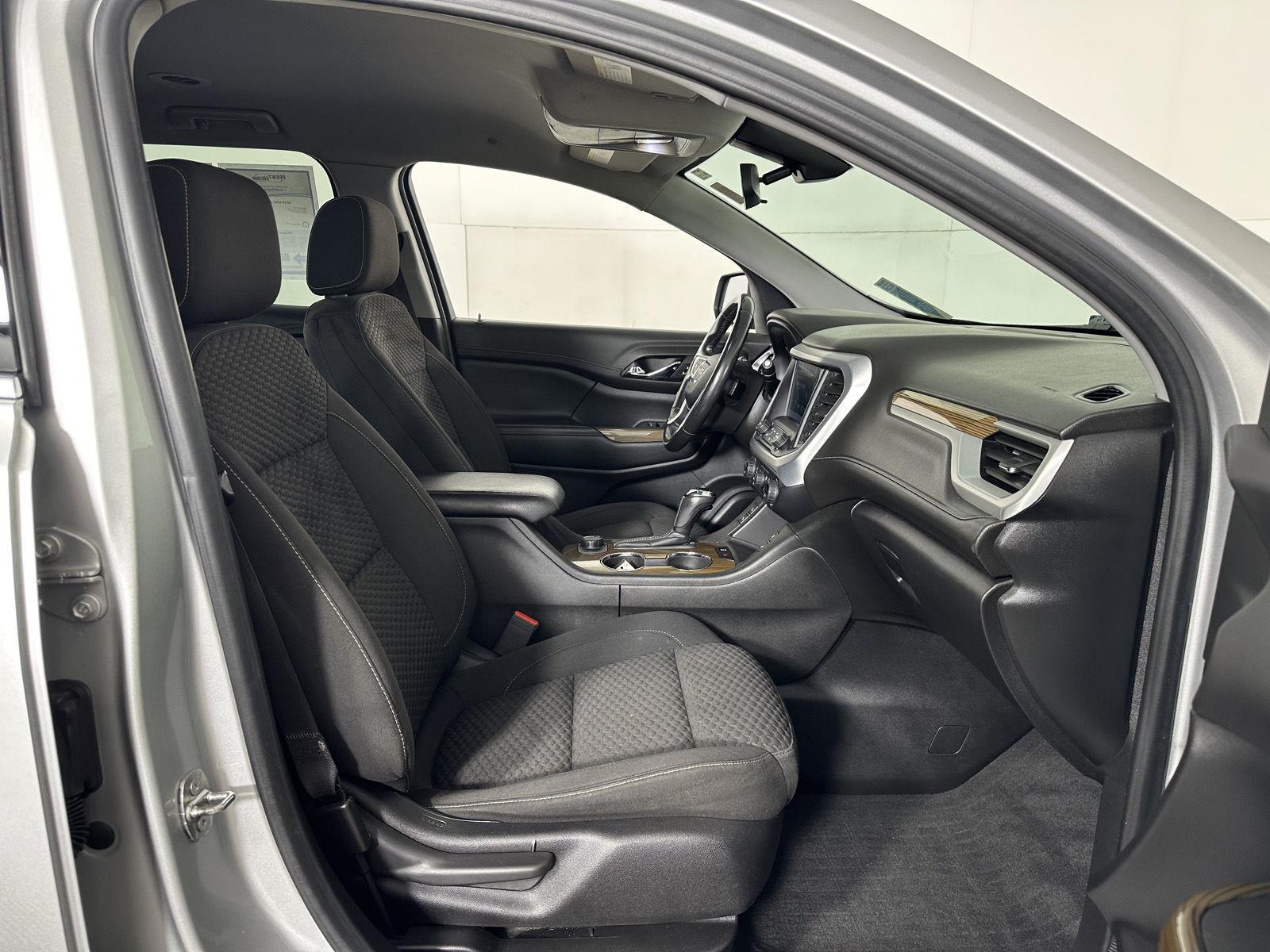 Used 2019 Quicksilver Metallic GMC SLE image 30