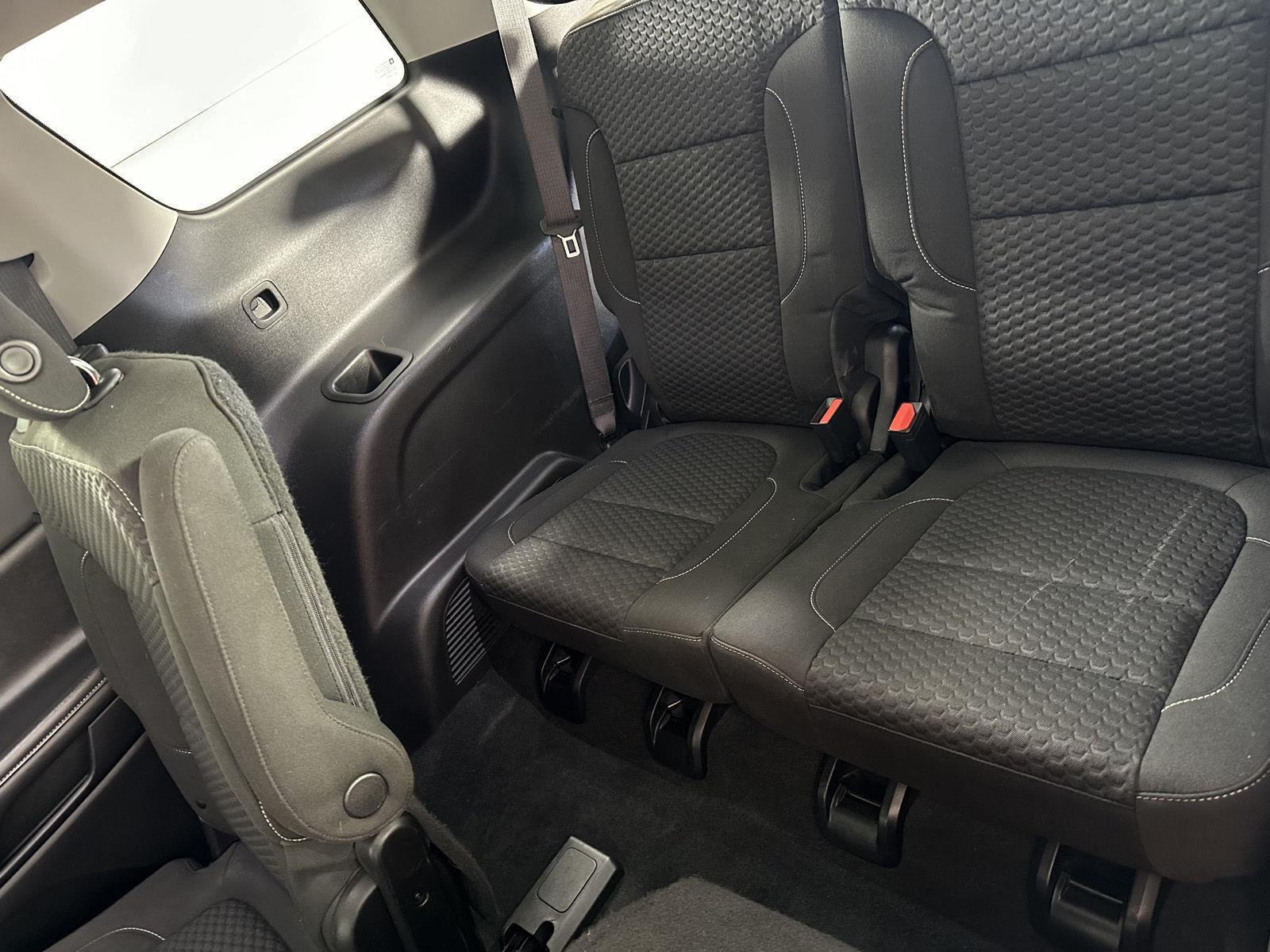 Used 2019 Quicksilver Metallic GMC SLE image 33