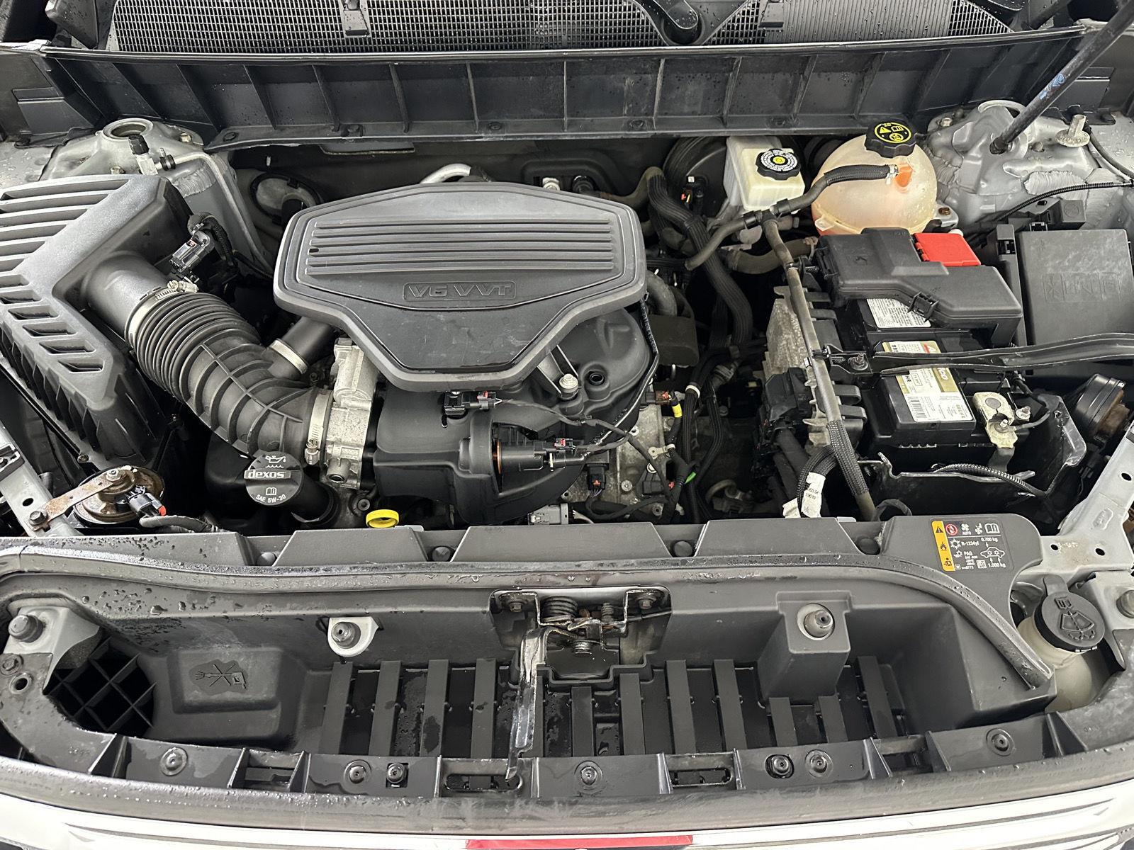 Used 2019 Quicksilver Metallic GMC SLE image 37