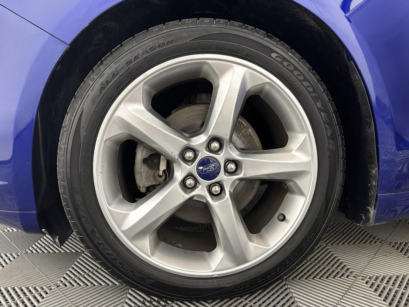 Used 2016 Deep Impact Blue Ford SE image 22