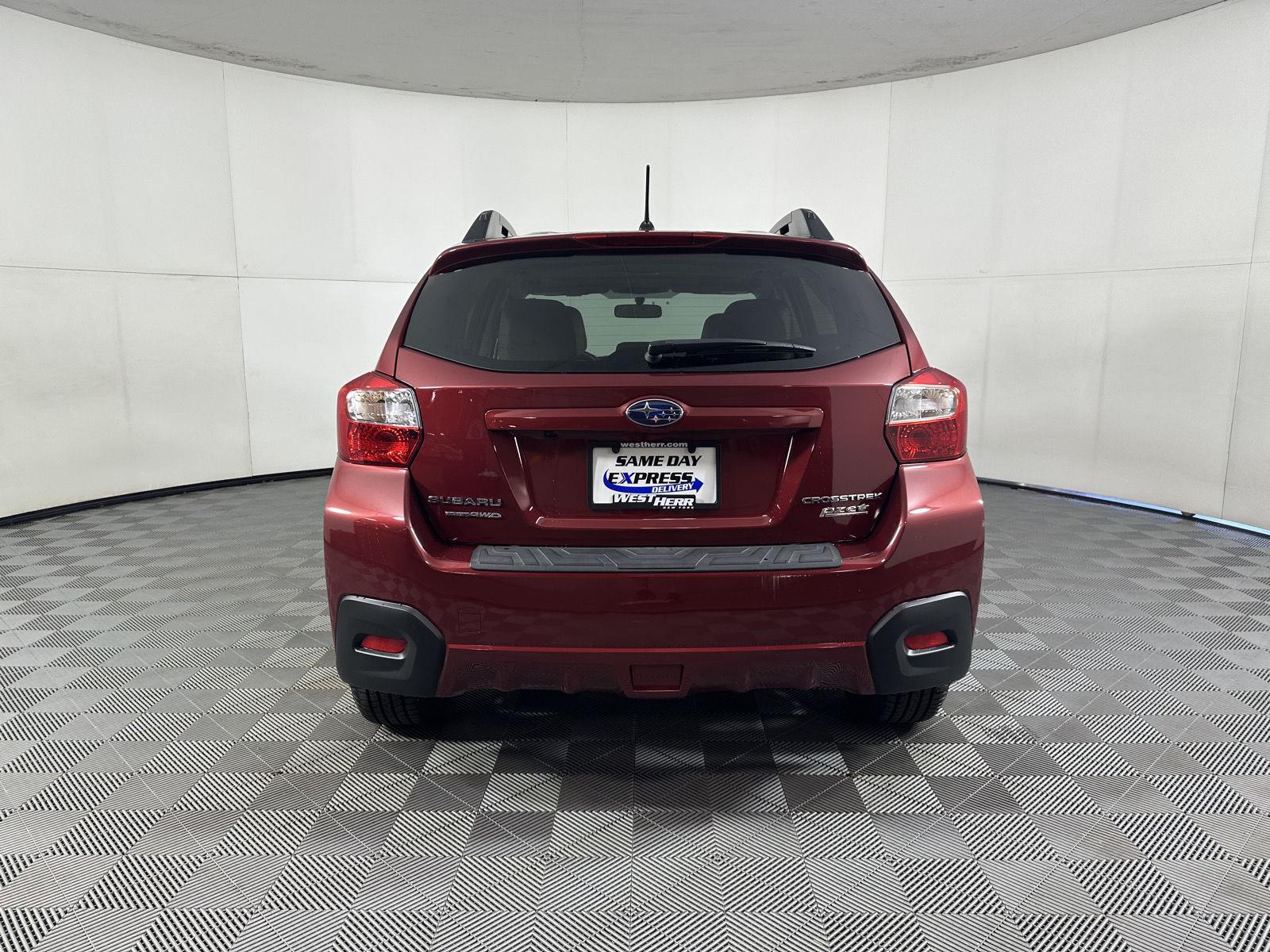 Used 2017 Venetian Red Pearl Subaru Premium image 17